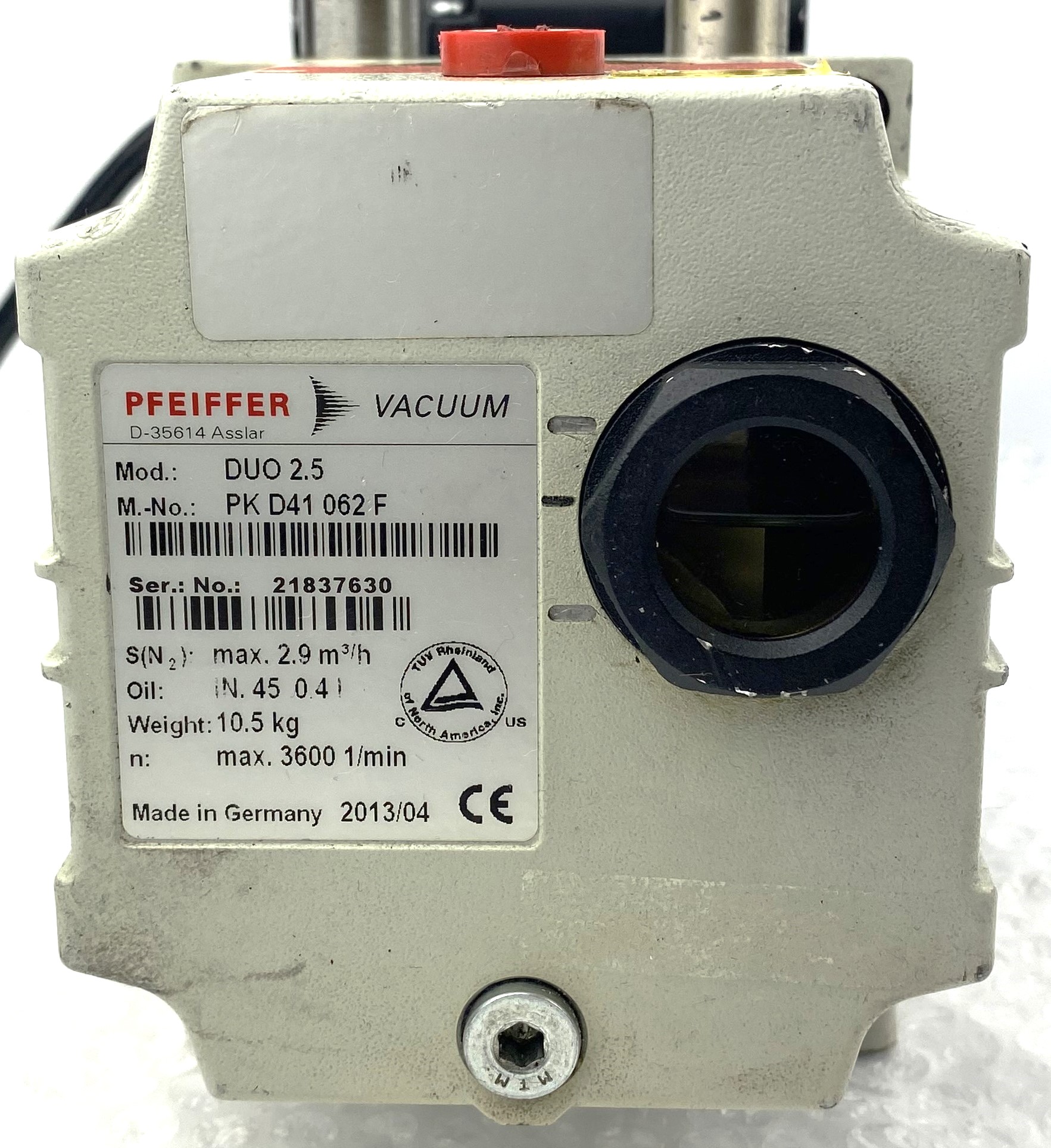 Used Pfeiffer DUO 2.5 (G3170-80025) Rotary Vacuum Pump (2.5cfm)
