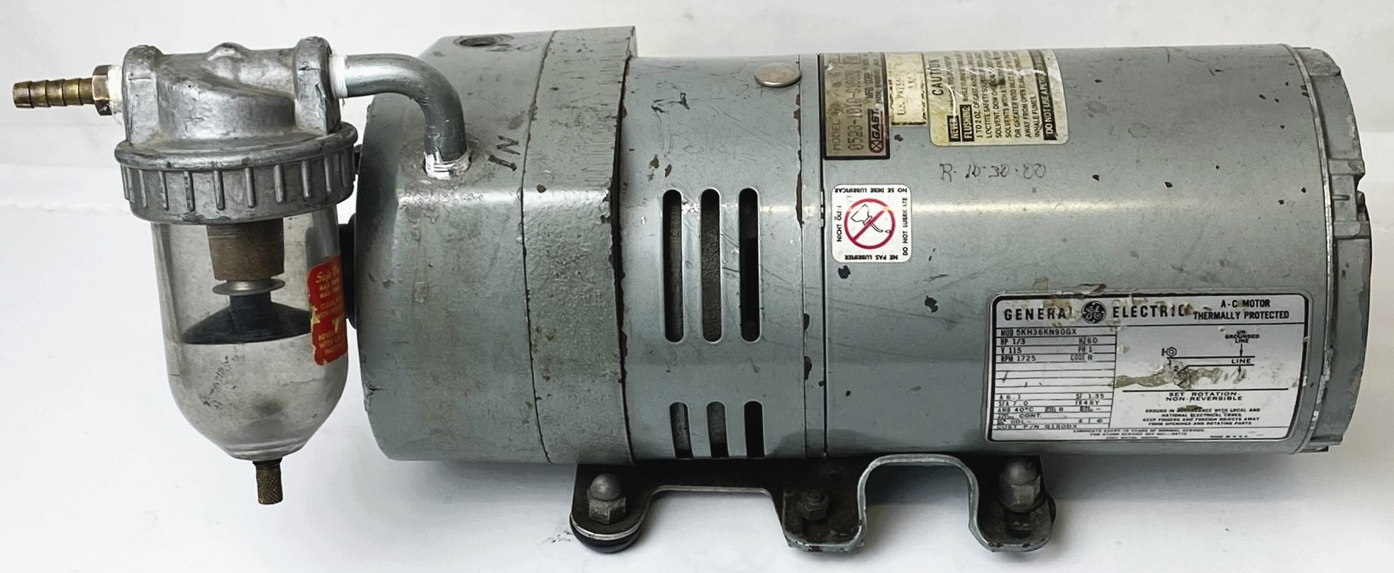 Used Gast 0523-101Q-G180DX Vacuum Pump with Filter (4.5cfm)
