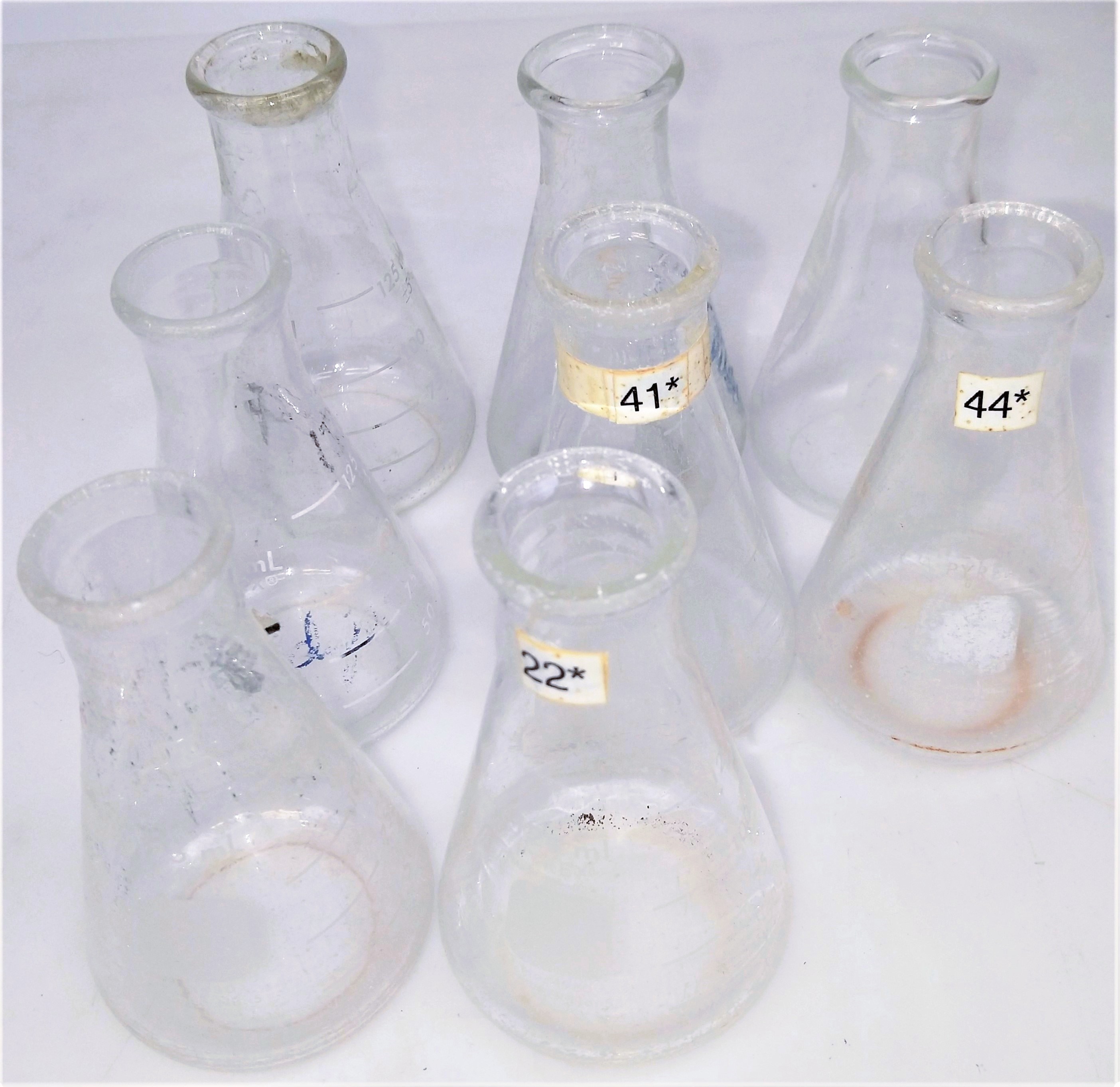 Used Corning PYREX 4980 (or Equivalent) Narrow-Mouth 125mL Erlenmeyer Flask