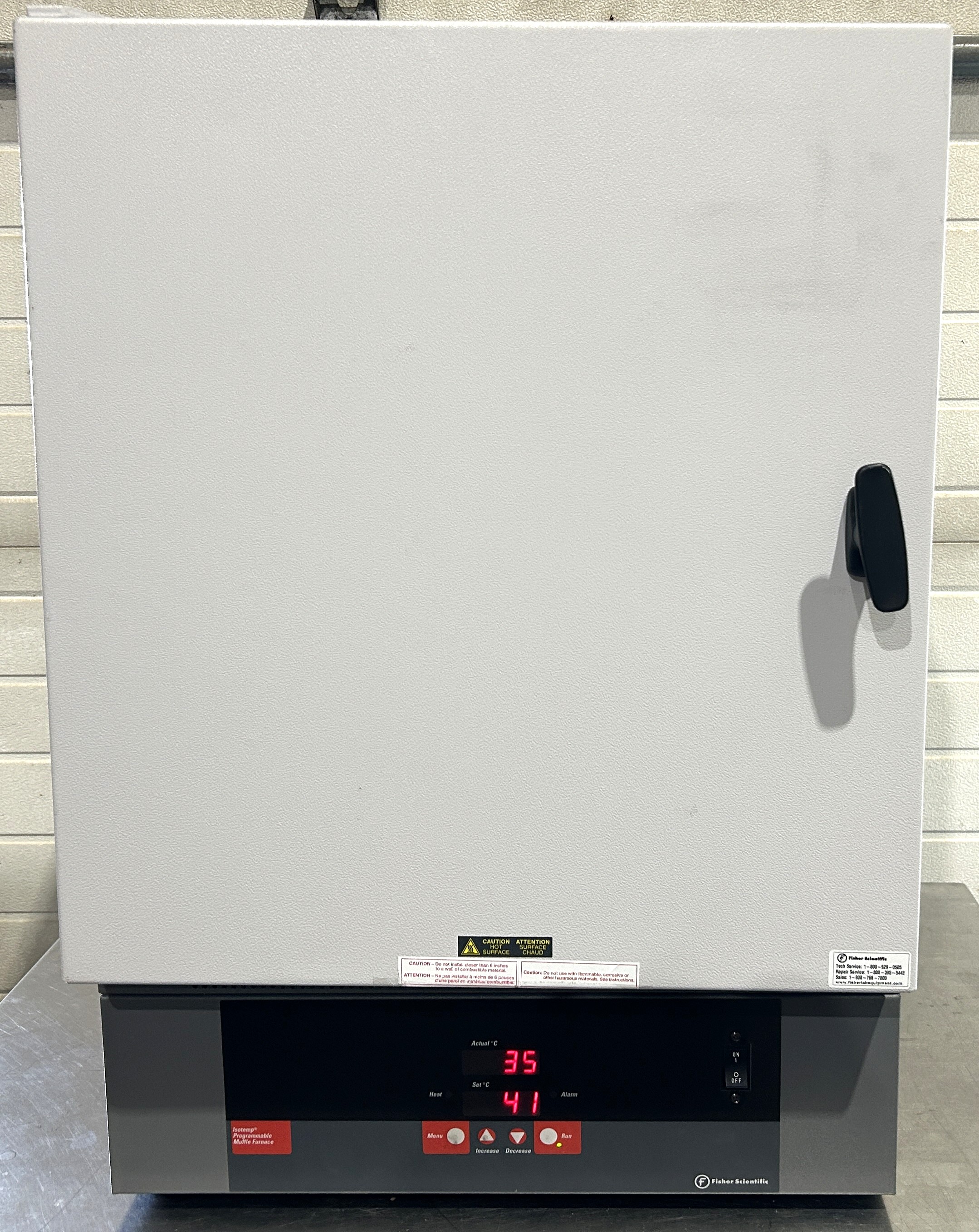 Used Fisher Isotemp 650-126 Programmable Muffle Furnace (1.26 Cu-Ft)