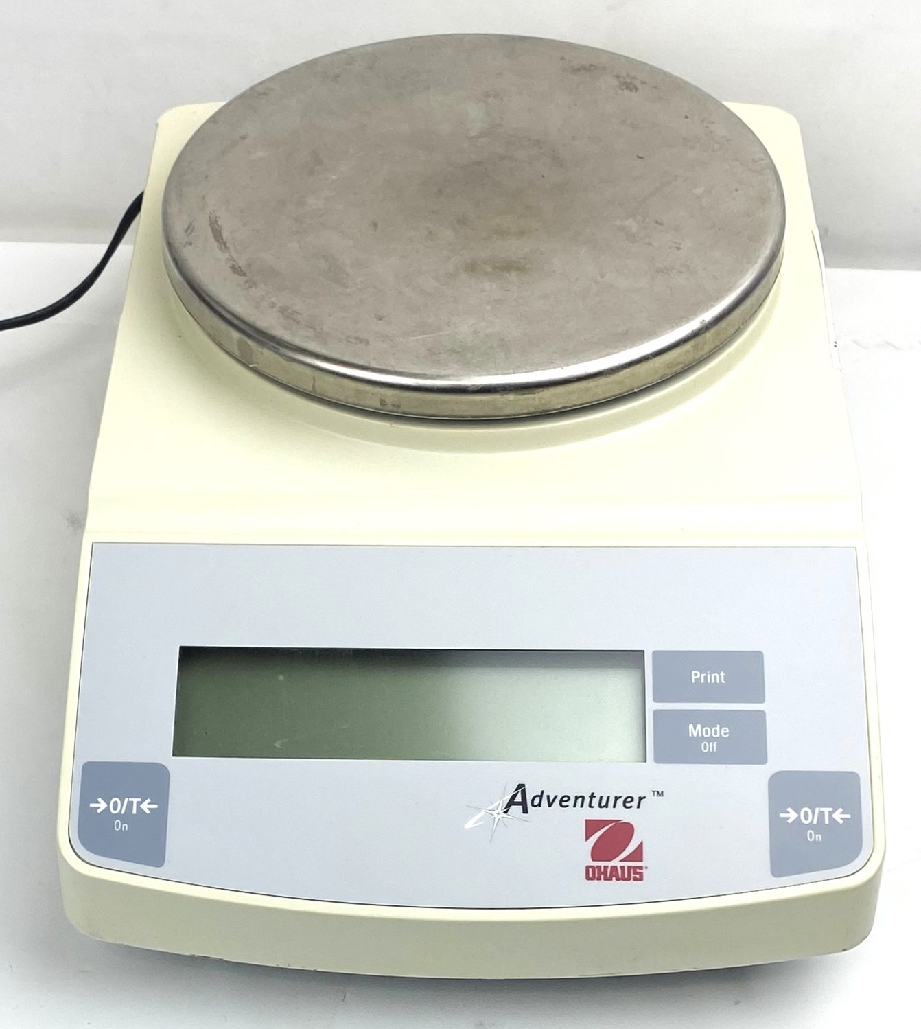 Used Ohaus Adventurer ARA520 Balance (1500g x 0.01g)