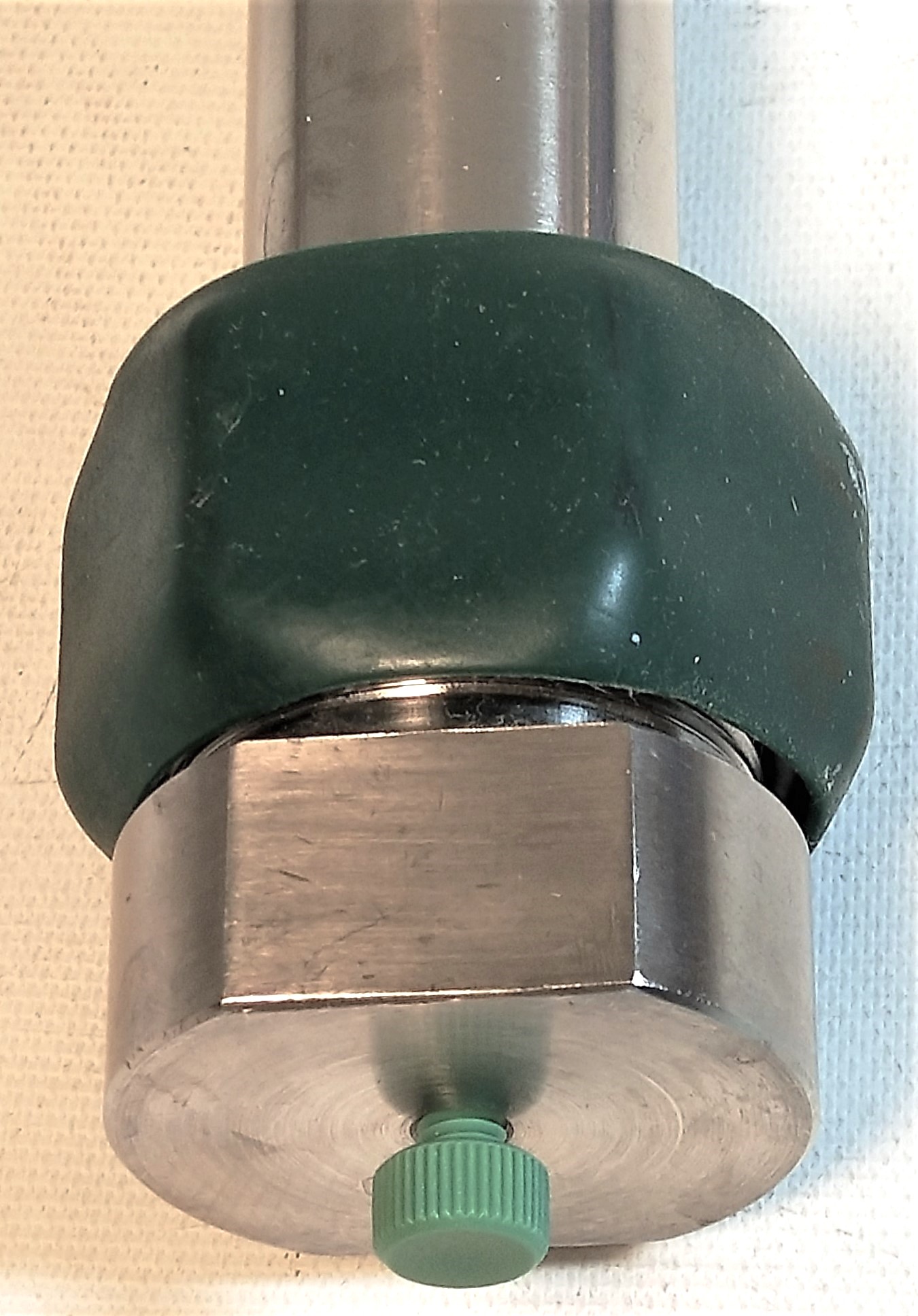 Used Vydac 218TP1022 C18 Preparative HPLC Column (25 cm × 22 mm x 10µm)