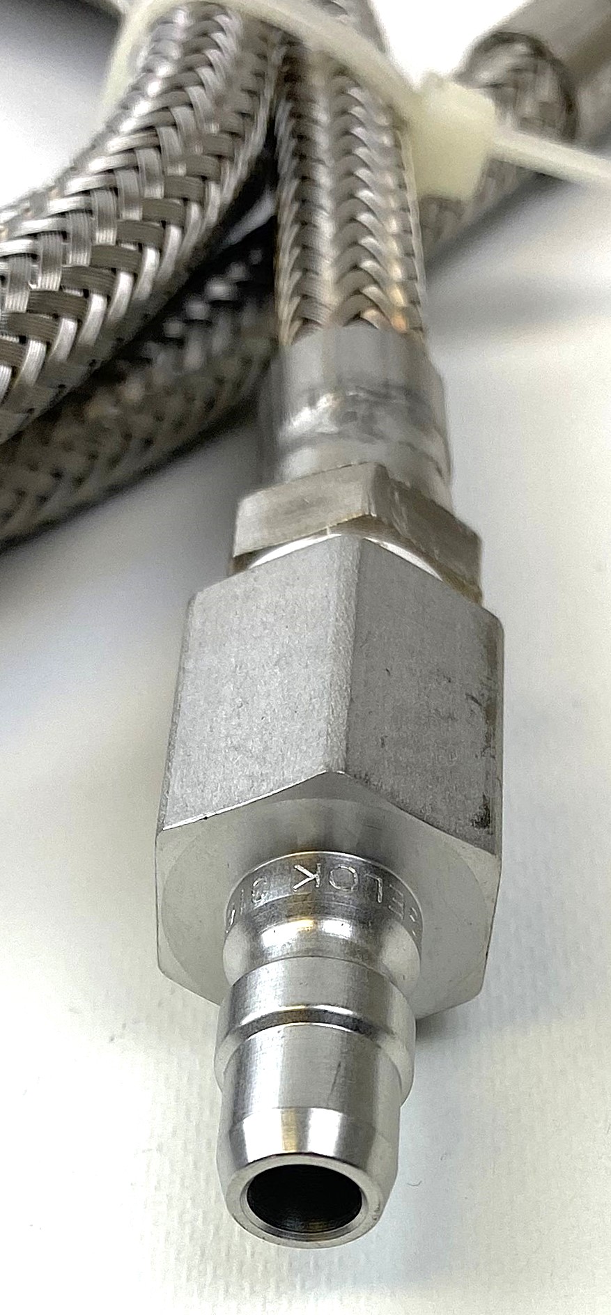 New Open Box Swagelok FX Series Double-Braided High Pressure Metal Hose