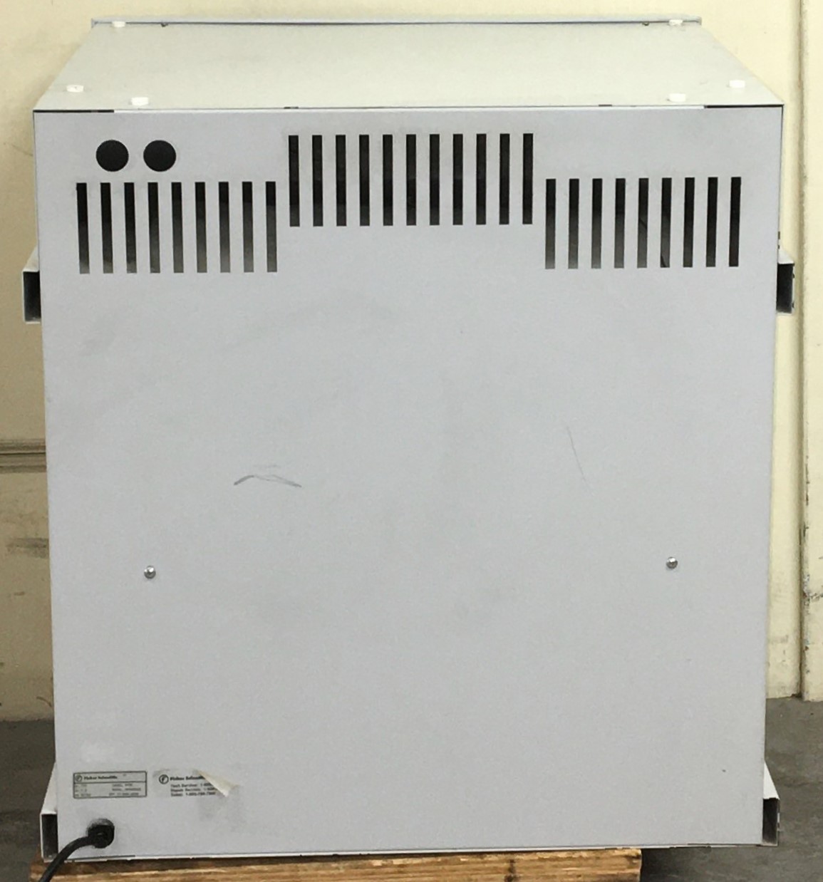 Used Fisher Isotemp 625D Gravity-Convection Incubator (2.5 Cu-Ft)