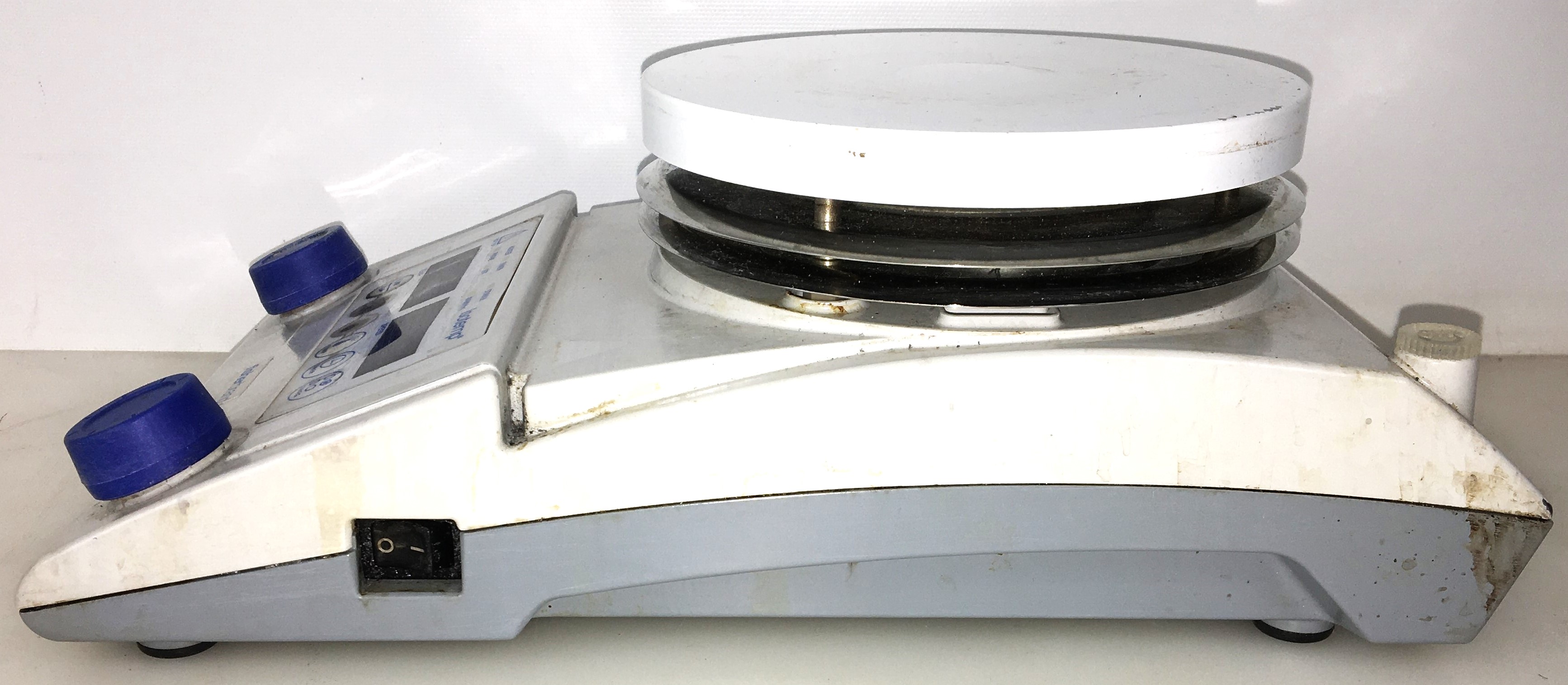 Used Fisher Isotemp RT Advanced HPS Digital Stirring Hot Plate with Probe (5.5"Diam Plate)