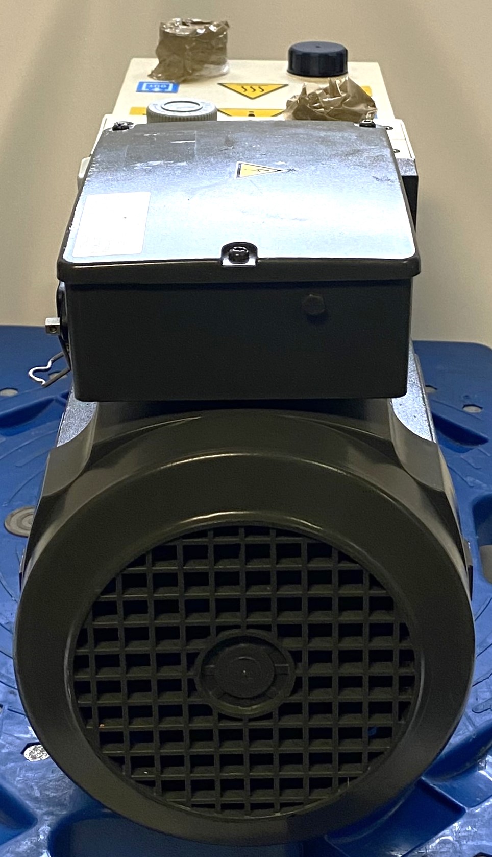 Used Varian (Agilent) DS 602 Rotary Vacuum Pump (17.6cfm)