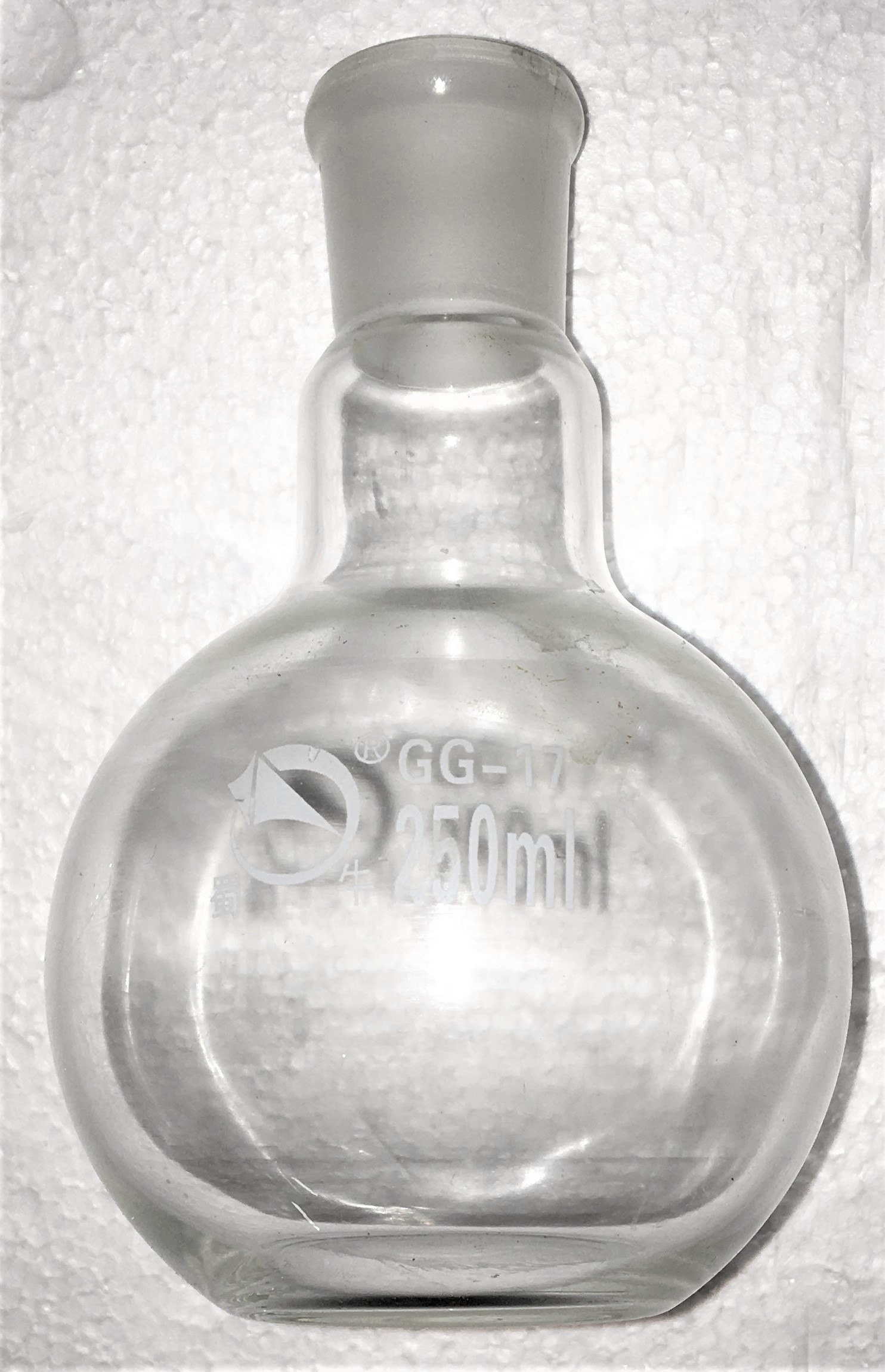 Used Corning PYREX (and Equivalent) 250mL Flat-Bottom Boiling Flask