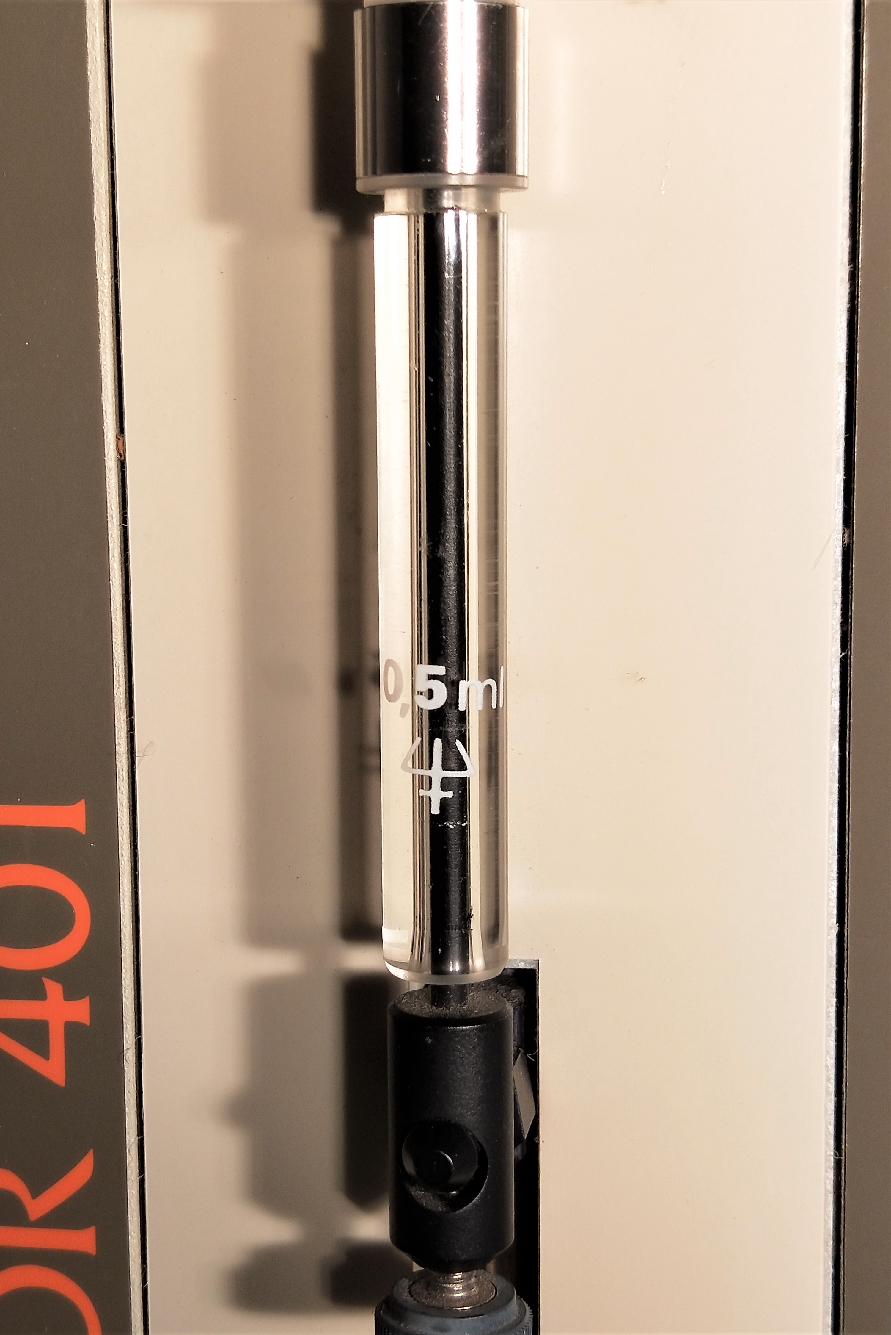 Used Gilson Dilutor 401 Syringe Pump with 201-202 Keypad Controller