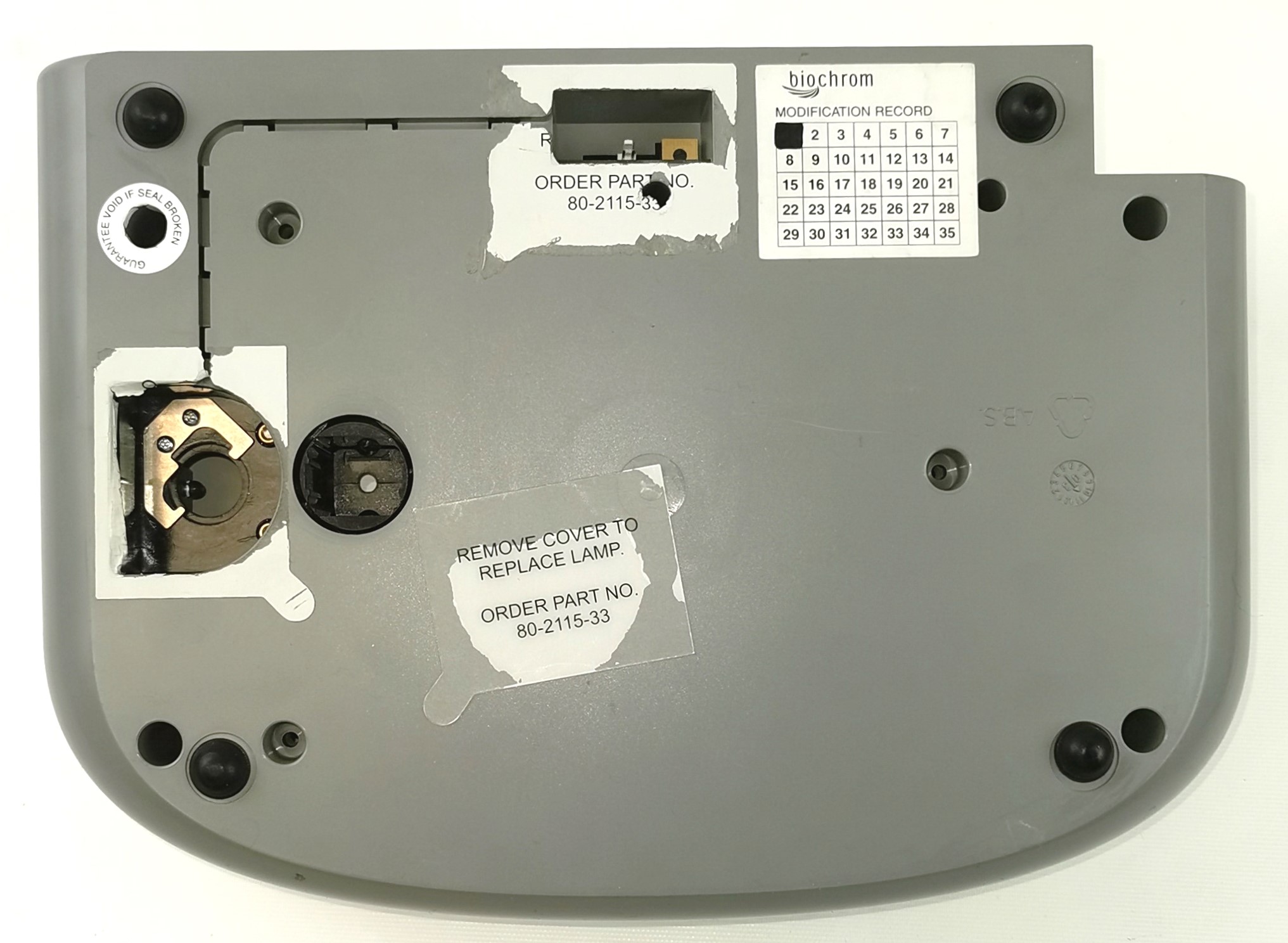 As is Biochrom Novaspec III Classic Visible Spectrophotometer (330 to 830nm)