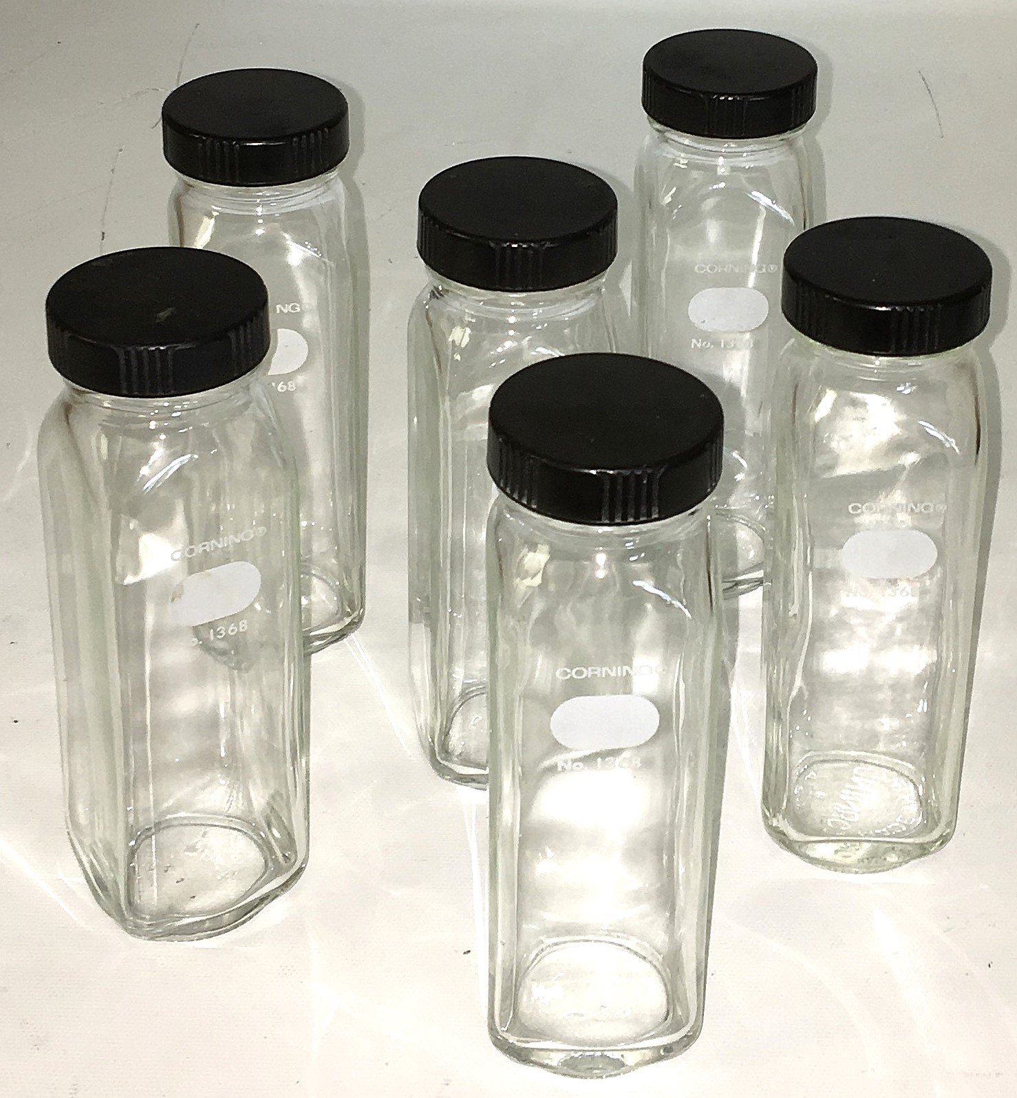 Used Corning PYREX 1368 Wide-Mouth Milk Dilution Bottle with Cap - 160mL