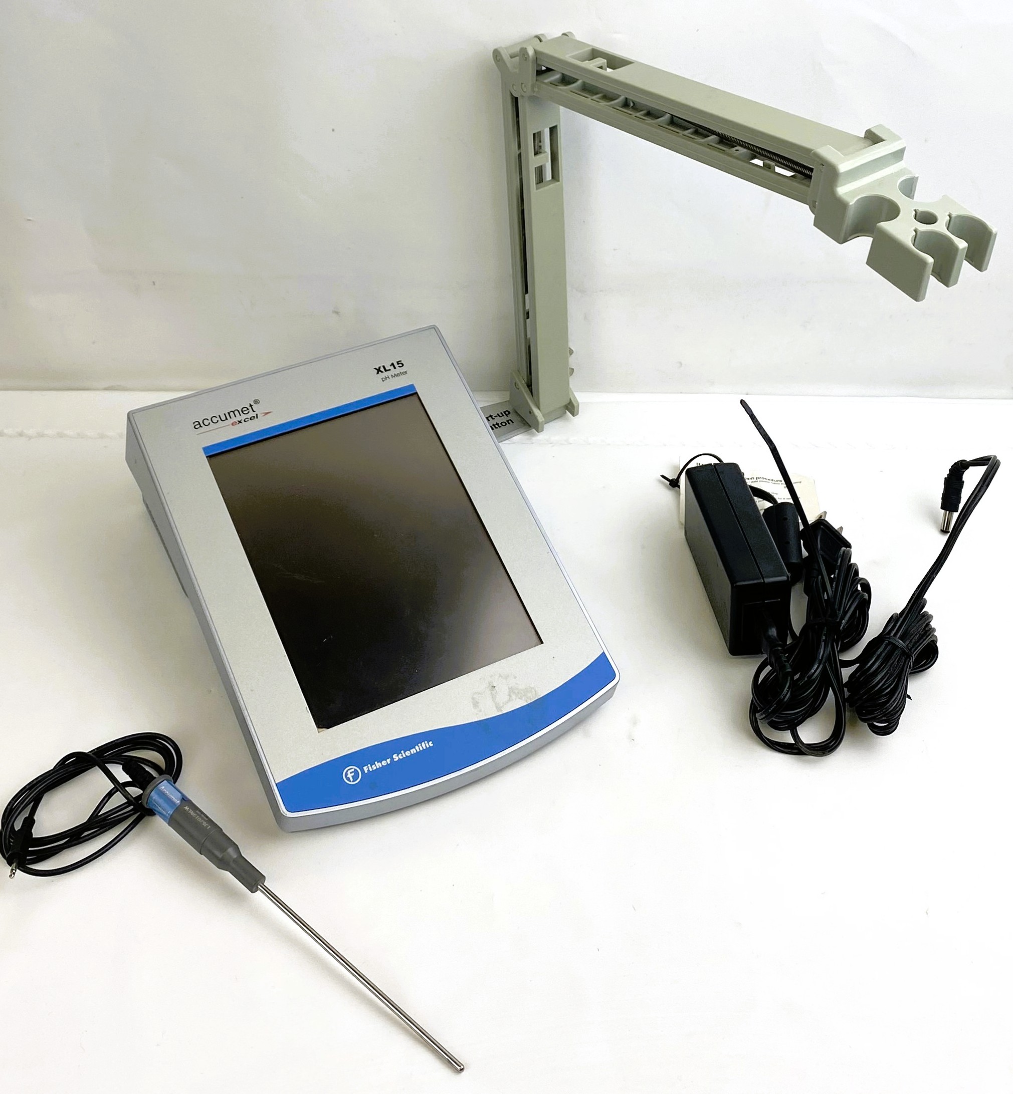 Used Fisher Accumet Excel XL15 pH-mV Meter with Temperature Probe and Support Arm