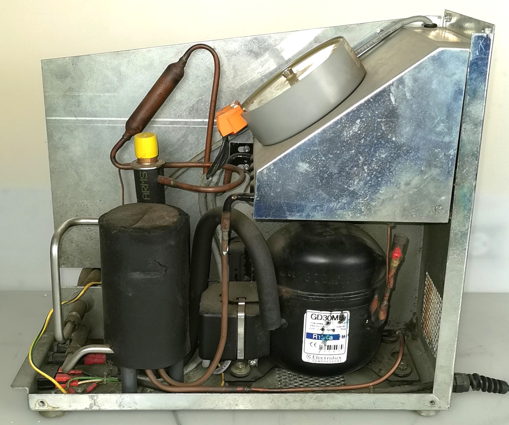Used IKA C5001 Cooling System for C5000 Calorimeter