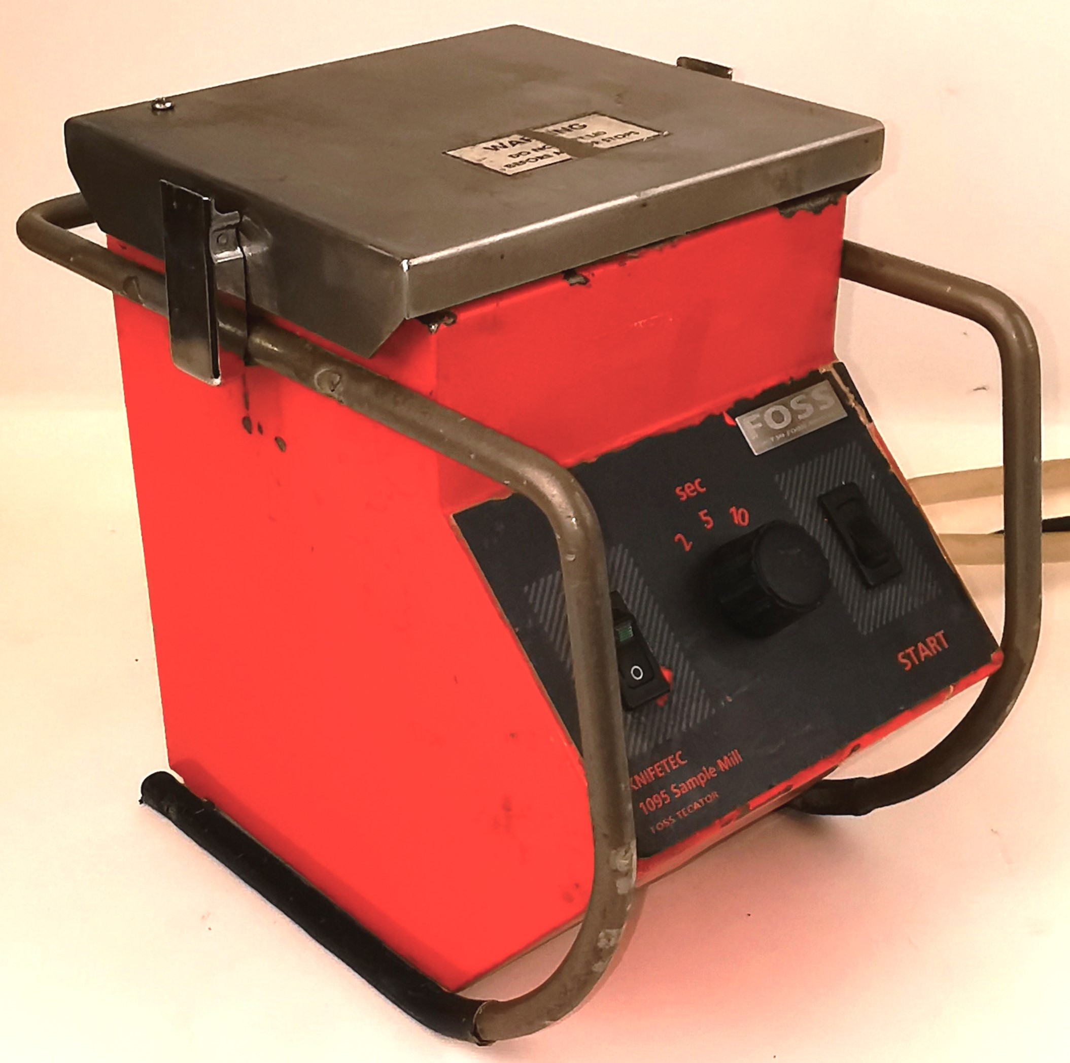 Used Foss Tecator Knifetec 1095 Sample Mill with Autotransformer