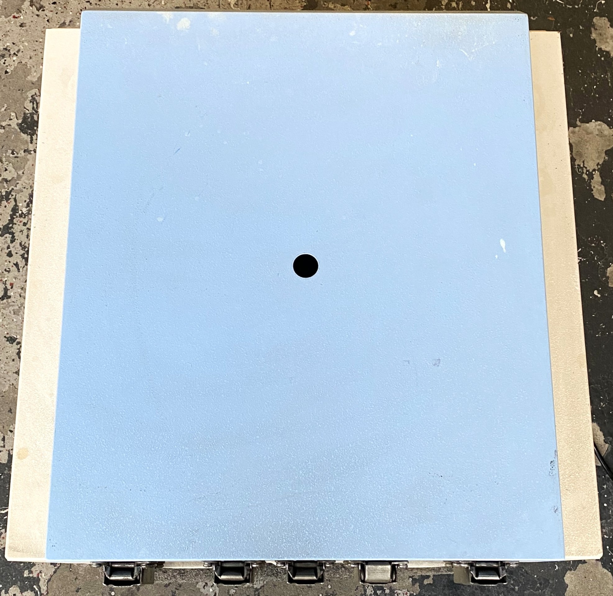 Used Thermo IEC Centra GP8 Centrifuge with 216 Swing-Out Rotor (4 x 750mL)