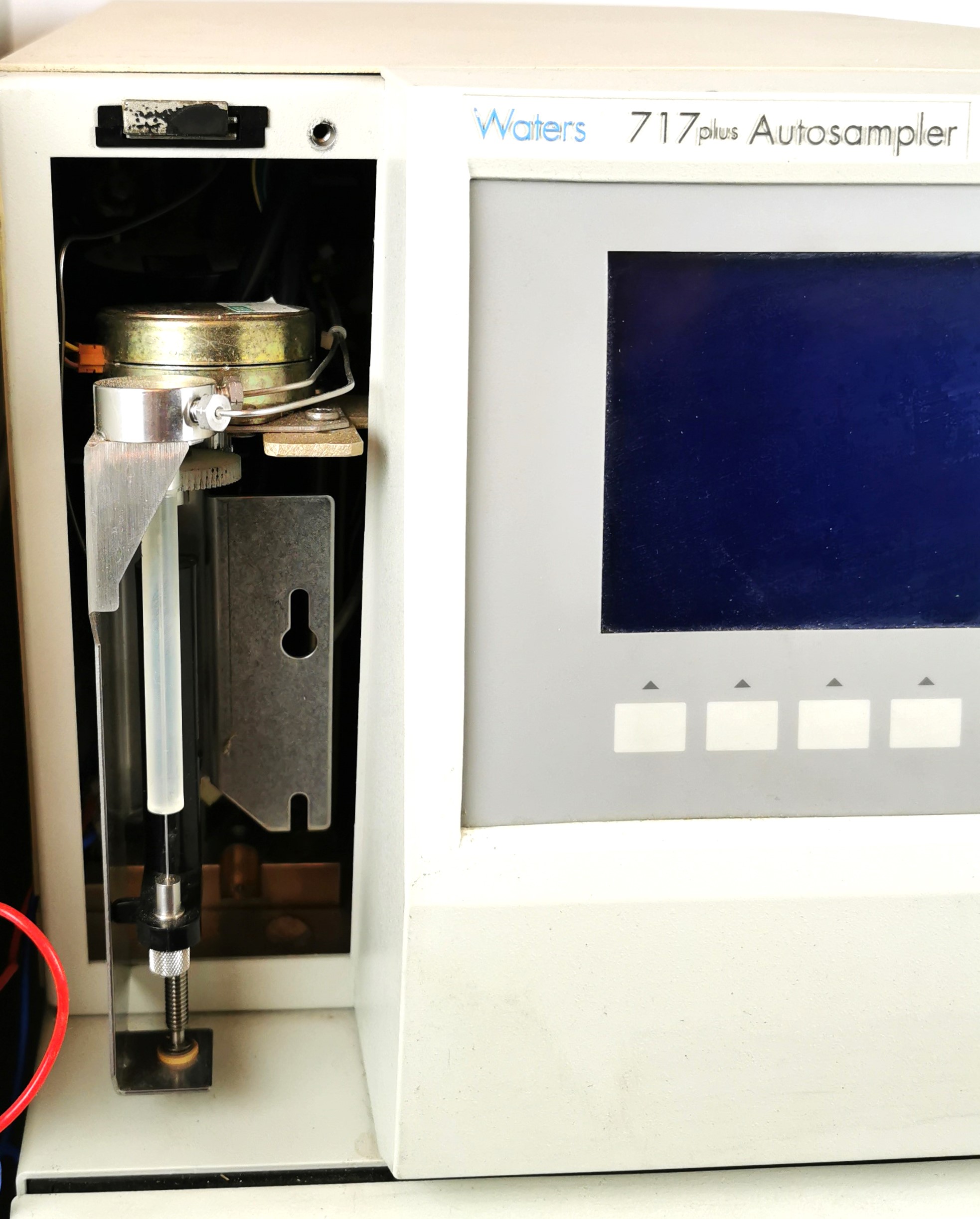 Used Waters UV-Visible HPLC System