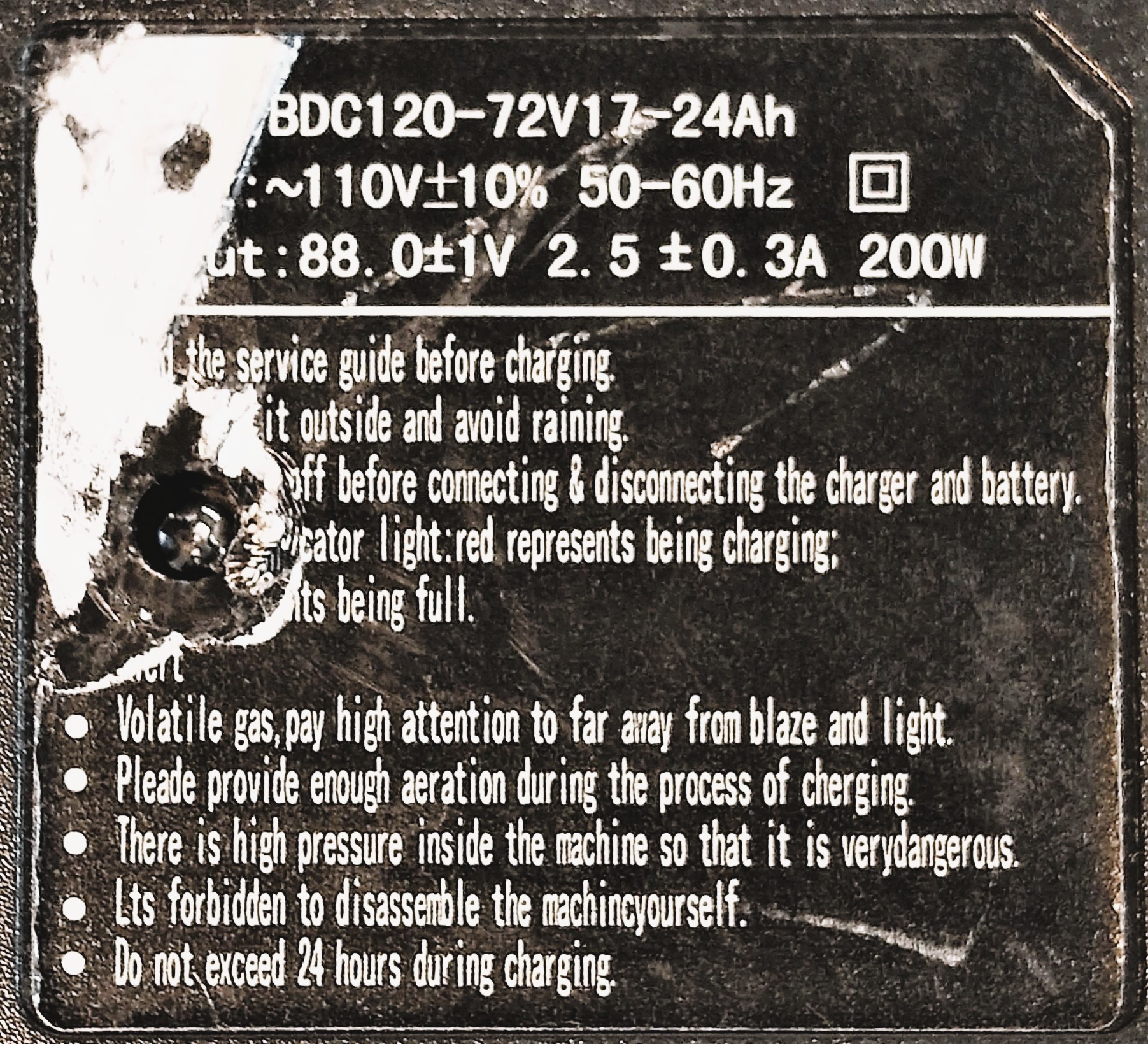 Used Baodechi BDC120 Battery Charger for Electric Bike (72V, 24Ah)