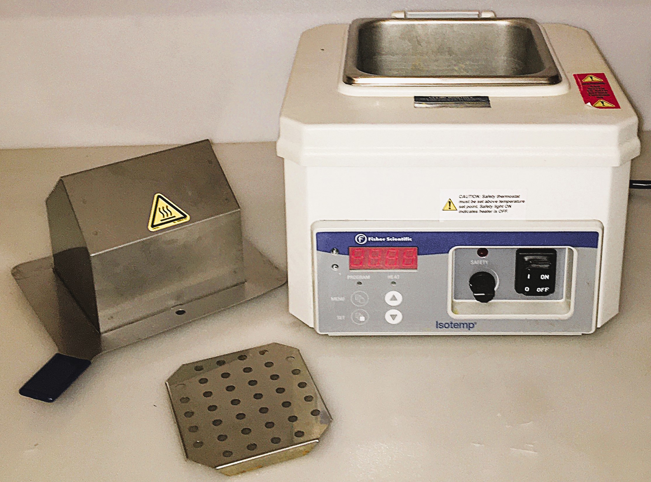 Used Fisher Isotemp 2306 Water Bath (2L)