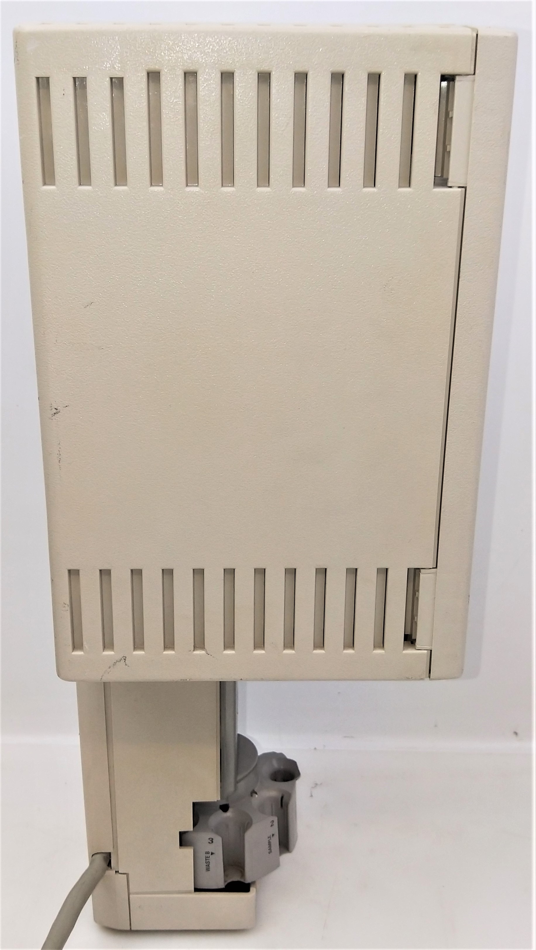 Used Agilent 6890A Plus (G1530A) FID Gas Chromatograph with Autoinjector