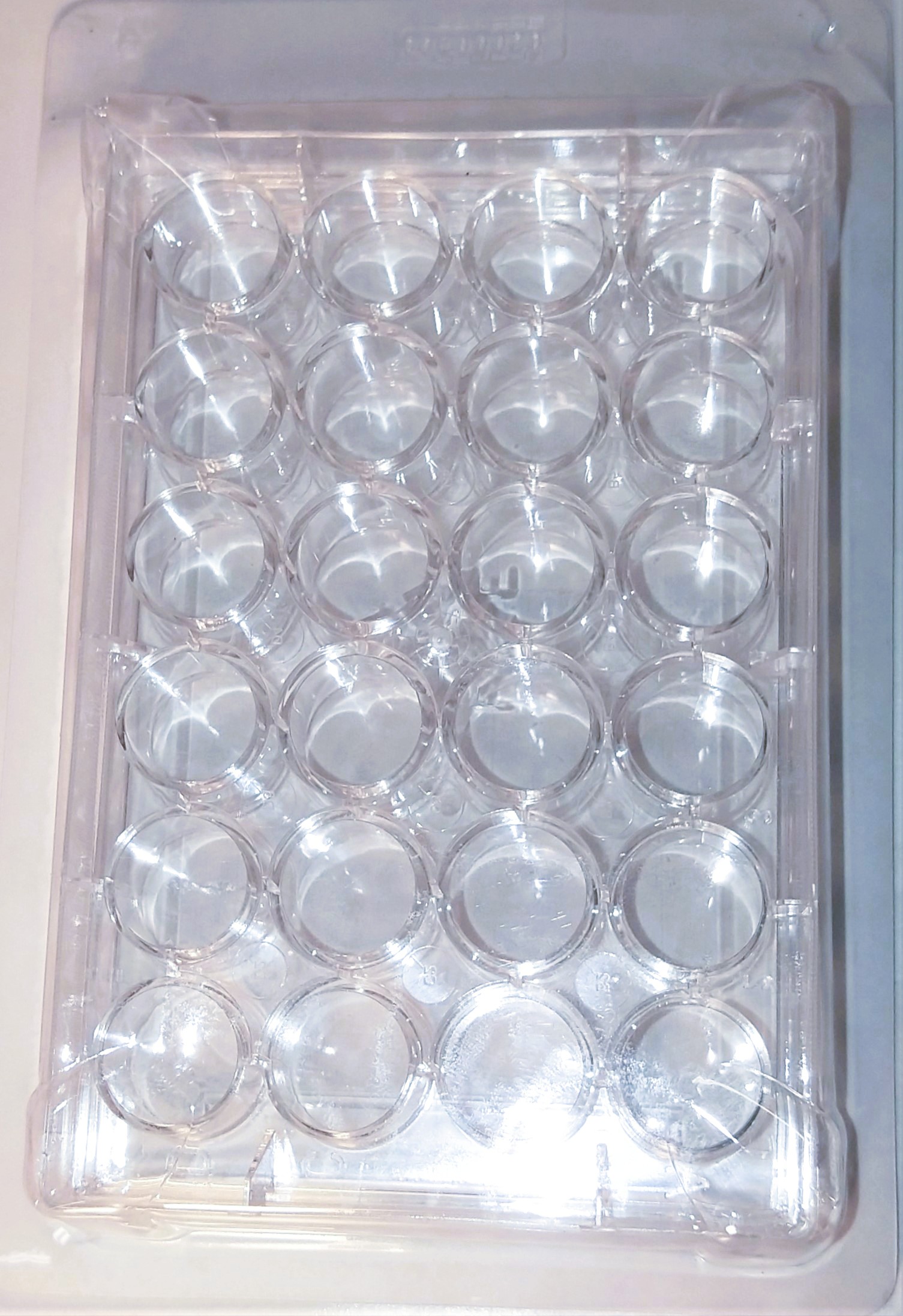 New Open Box Corning Costar 3524 Flat-Bottom Cell Culture Microplate Trays with Lid (Box of 55)