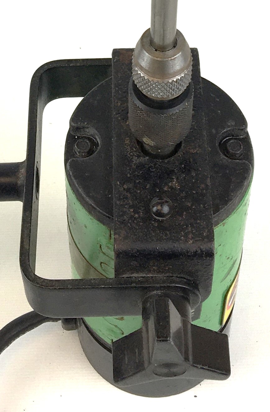 Used Lightnin LabMaster G3Y05R Overhead Stirrer with Controller