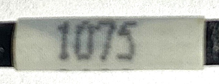 Used VWR 100A (61220-157) Digital Thermometer with Probe and Case