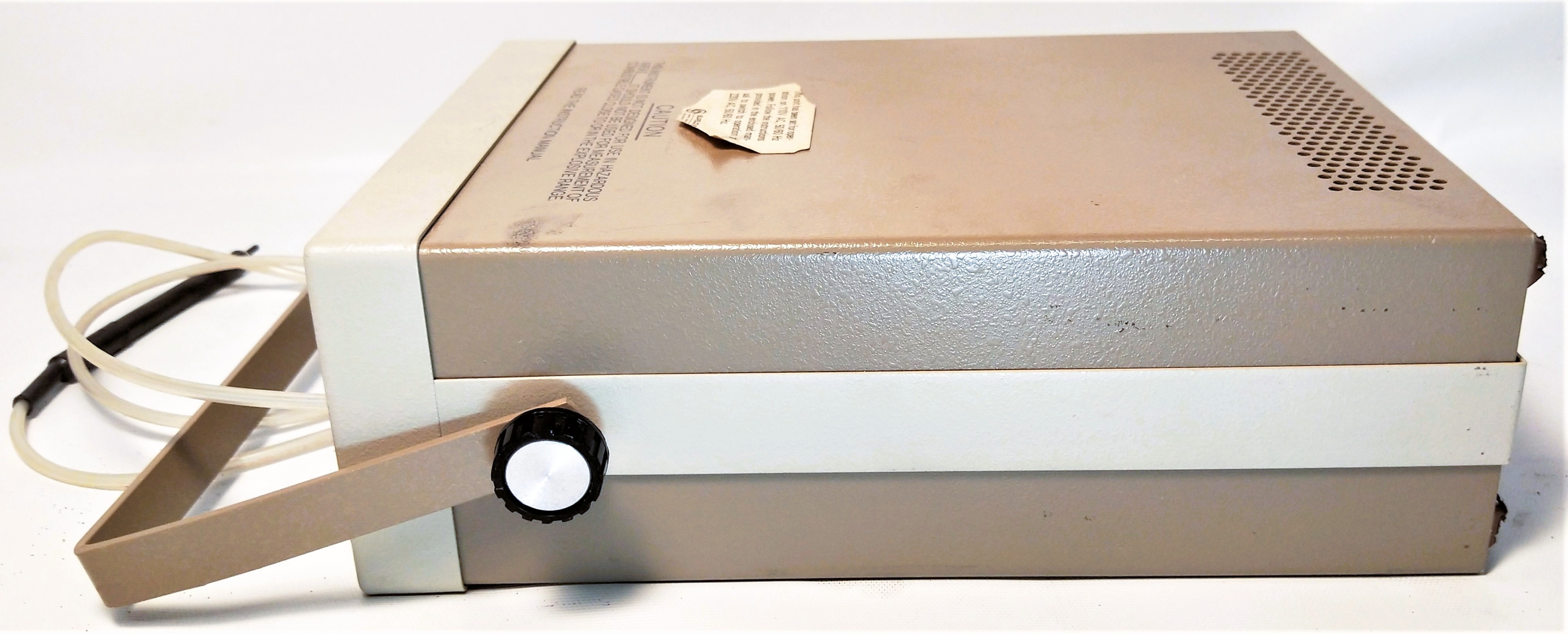 Used Gow-Mac 21-150 Helium Leak Detector for GC