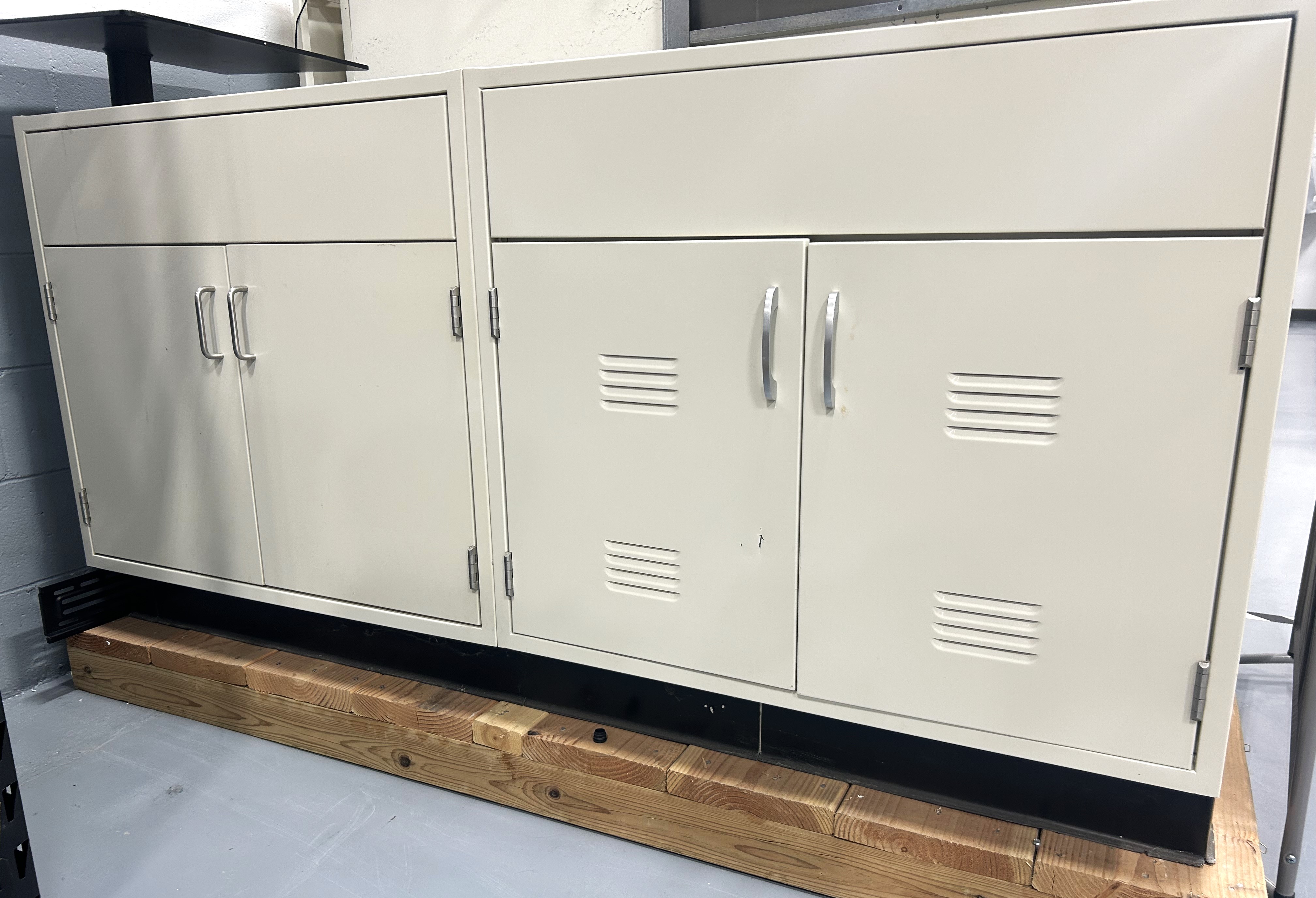 New Open Box Kewaunee Supreme Air H50 6-Ft Fume Hood with Racking and Base Cabinets