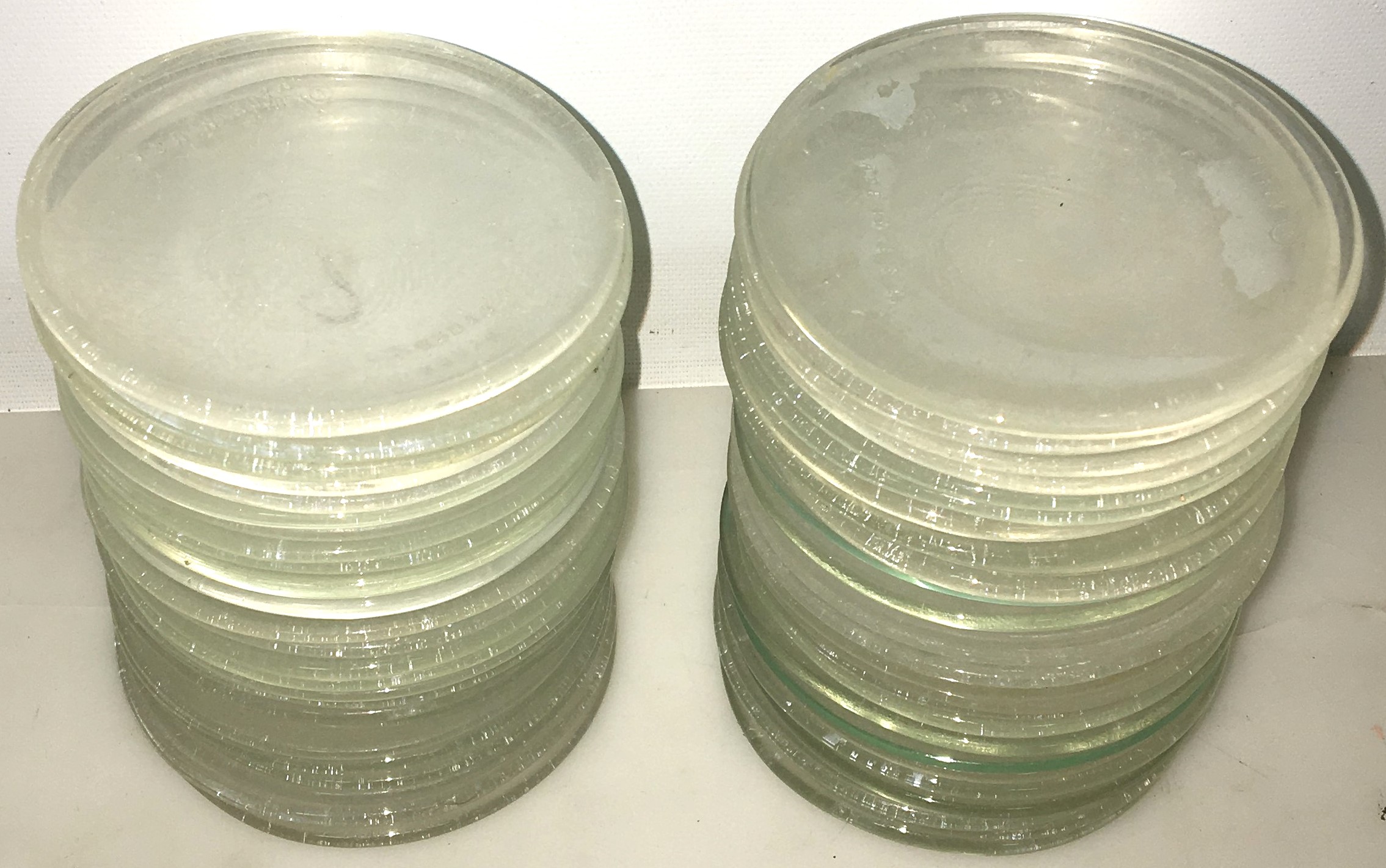 Used Plain Watch Glass / Beaker Cover - Assorted Sizes (Pack of 24)