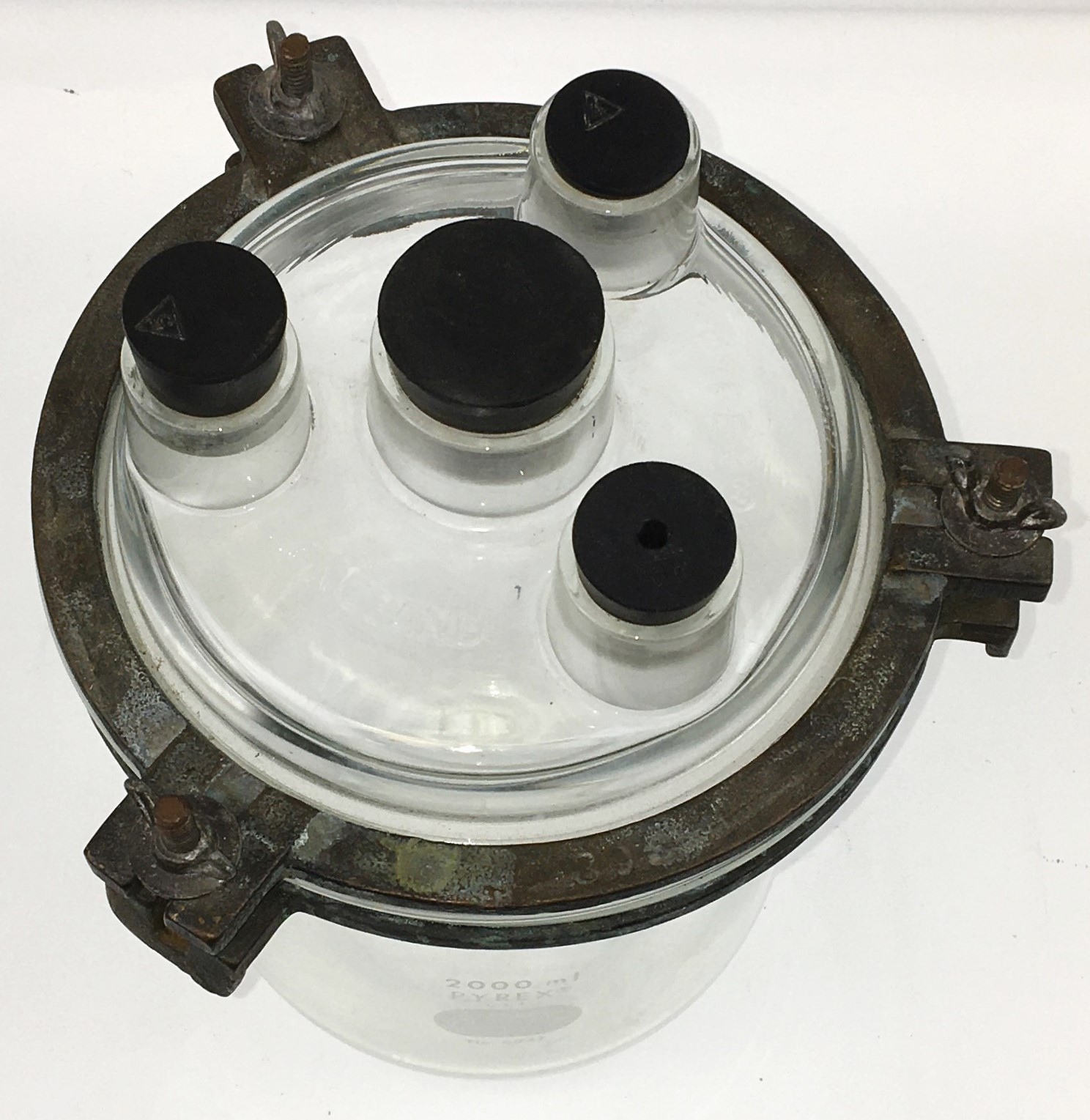 Used Glas-Col TM576 Rigid Heating Mantle with PYREX 6947 Reaction Flask