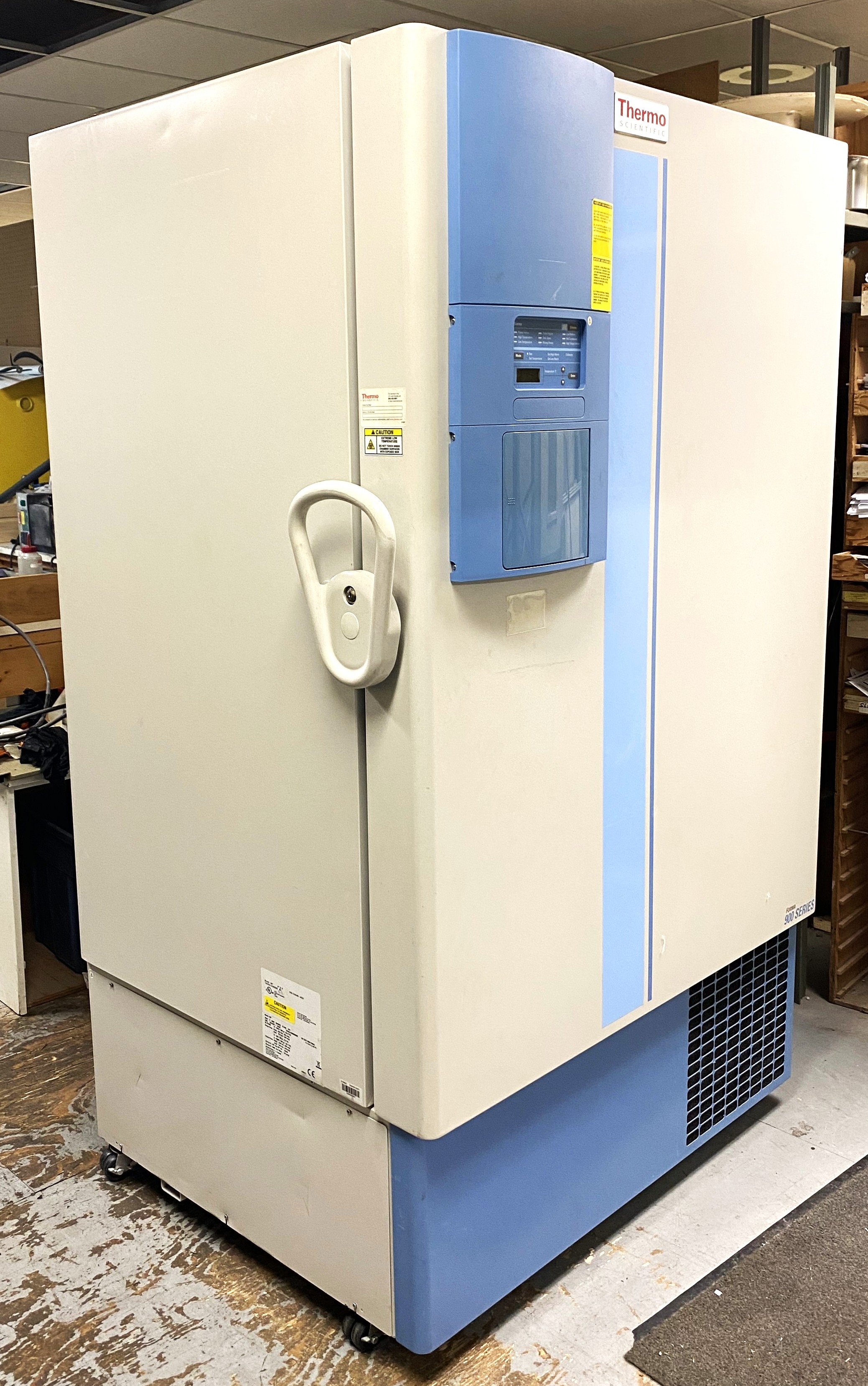 Used Thermo Fisher 907 Ultra-Low Freezer (28 Cu-Ft)