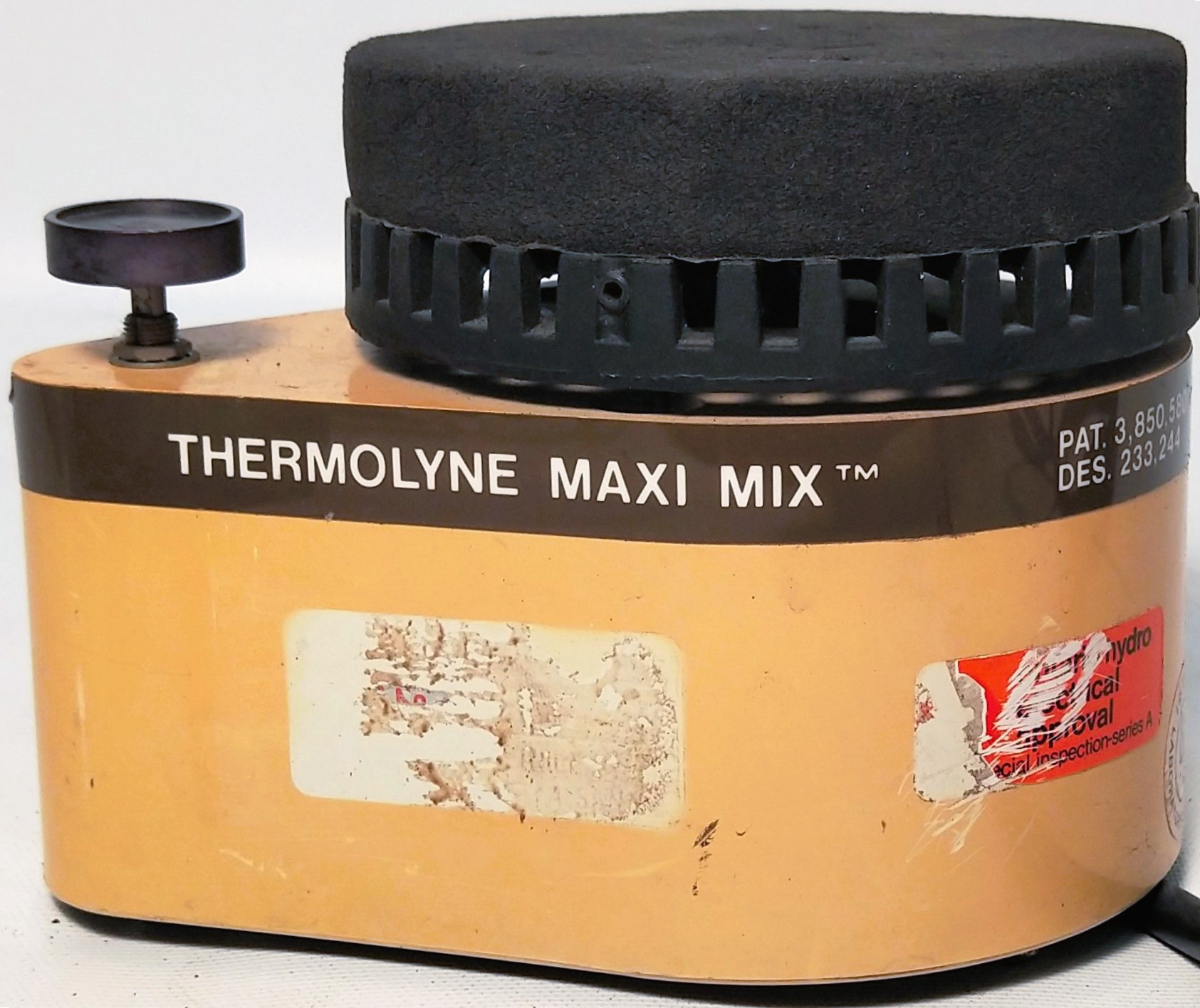 Used Thermolyne MaxiMix I 16700 Vortex Mixer
