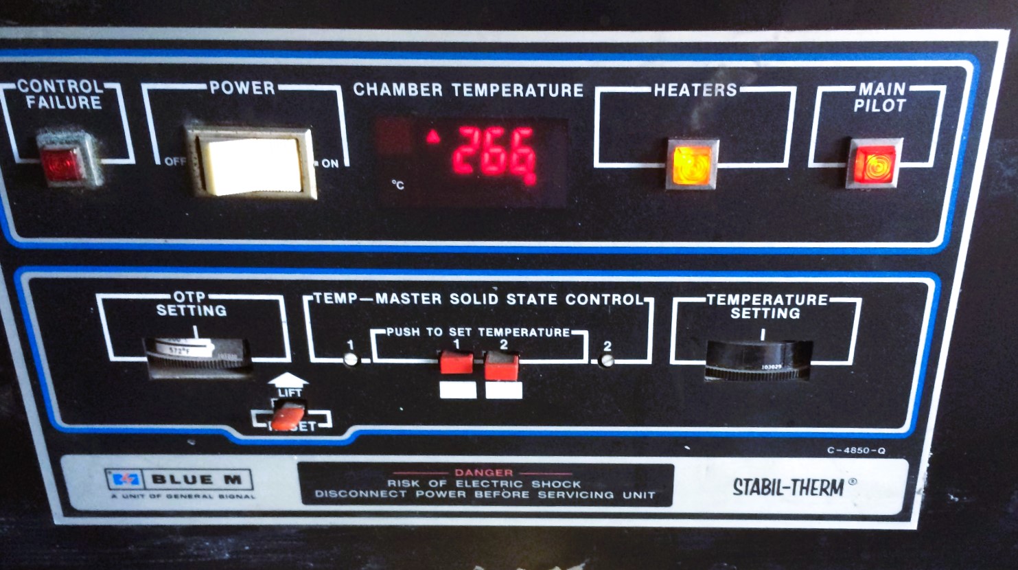 Used Blue-M Stabil-Therm OV-490A-3 Gravity-Convection Oven (3 Cu-Ft)