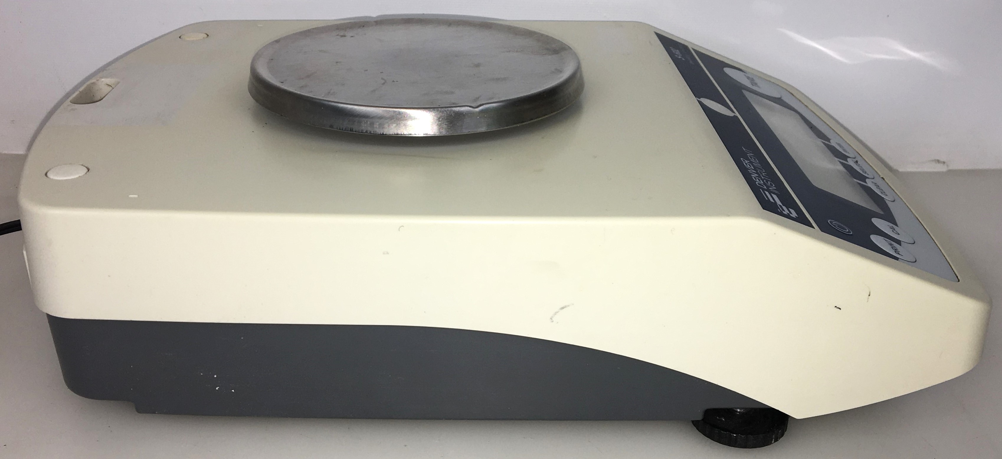 Used Denver Summit S-602 Top-Loading Balance (600g x 0.01g)