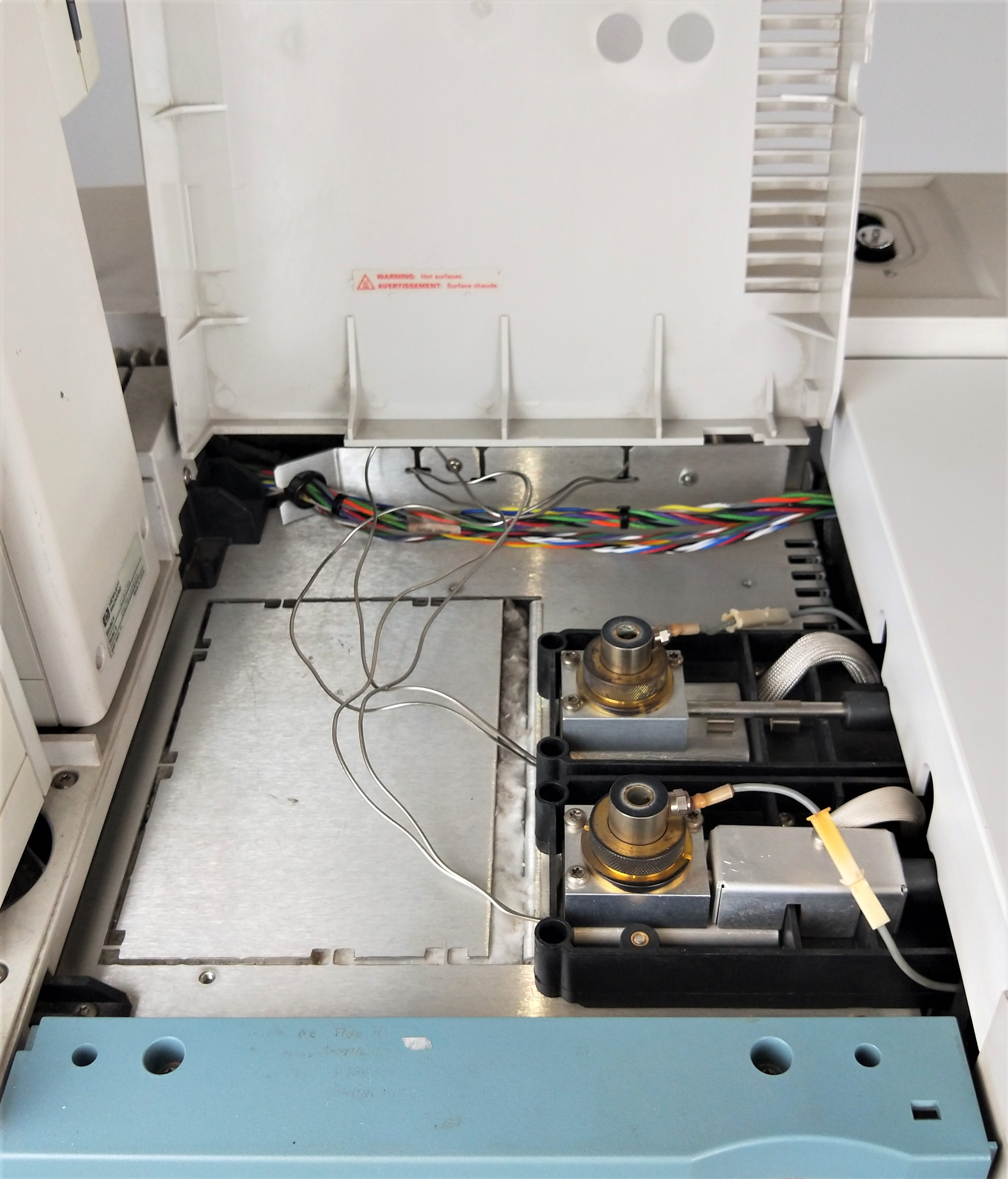 Used Agilent 6890 Series (G1530A) Dual FID Gas Chromatograph with Autosampler