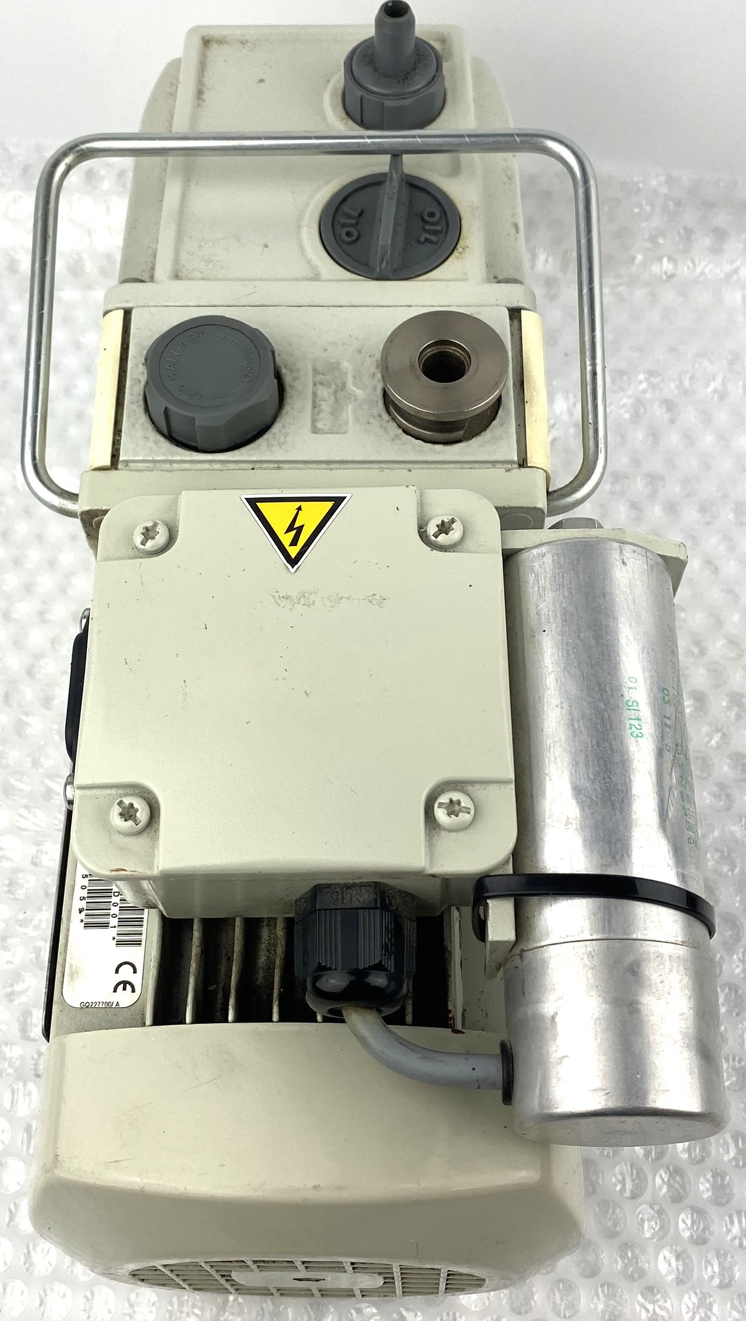 Used Edwards E2M1.5 (Agilent G1099-80023) Rotary Vacuum Pump (1.2cfm)