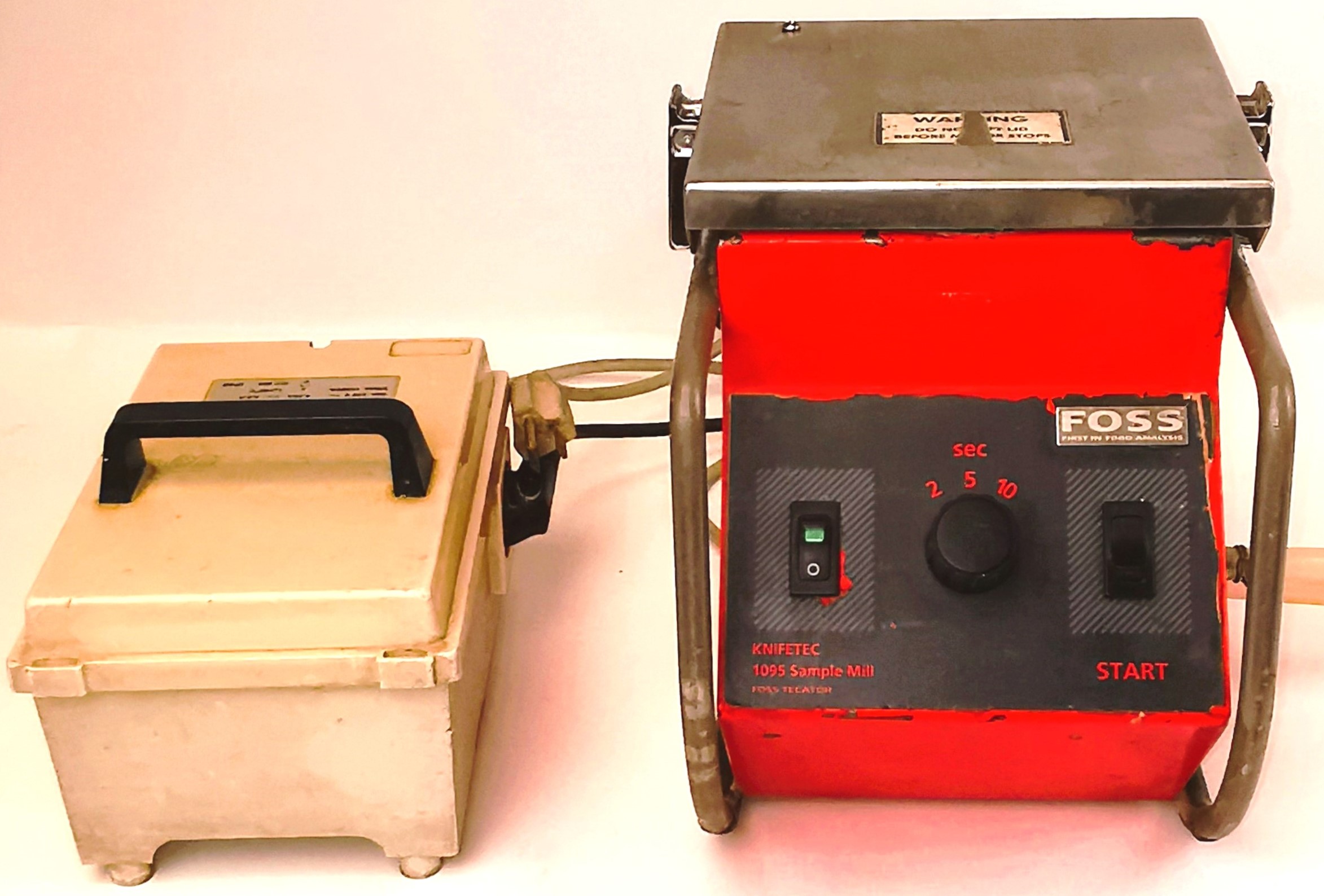 Used Foss Tecator Knifetec 1095 Sample Mill with Autotransformer