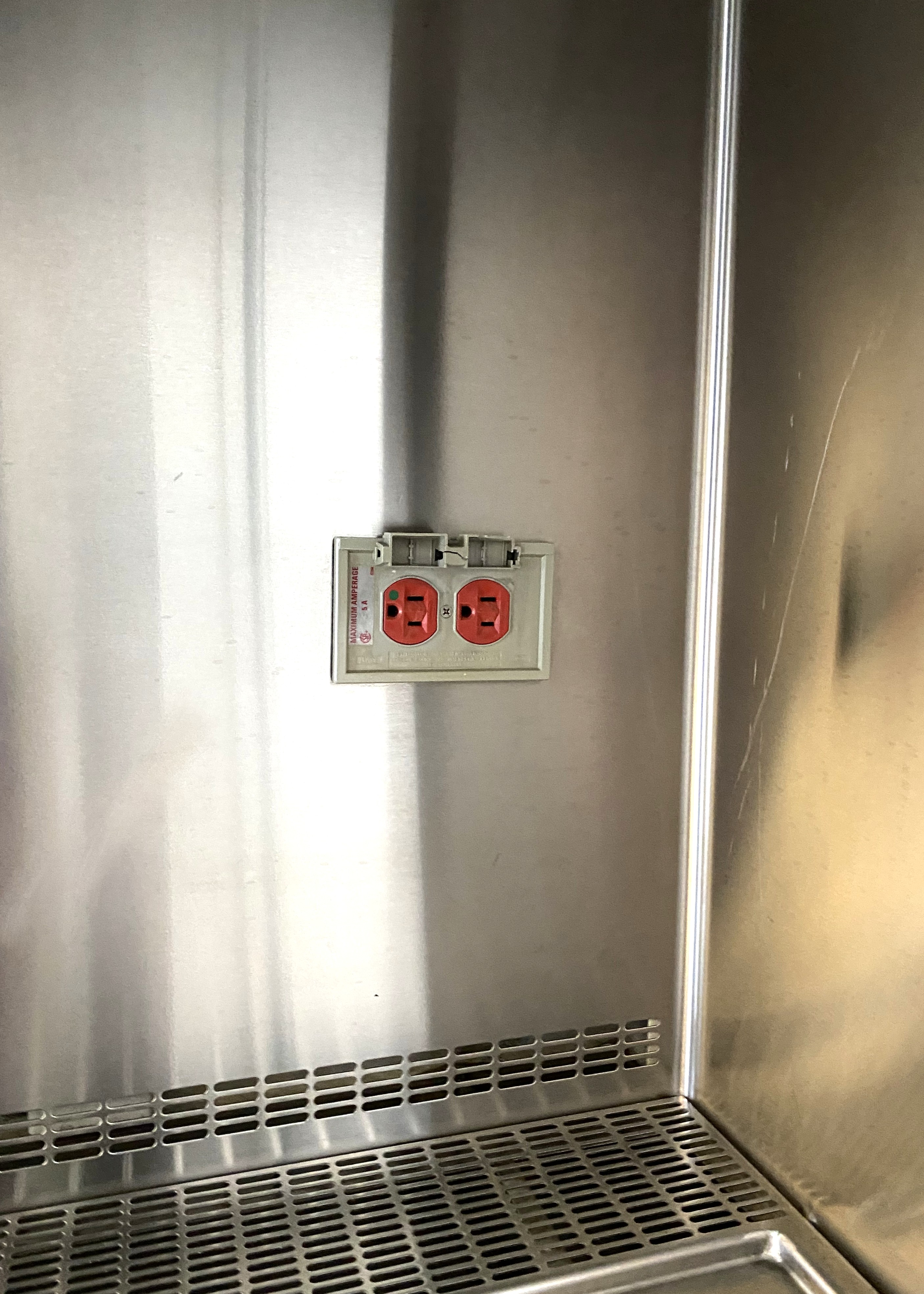 Used Microzone Bioklone 2 (BK-2-4-BT) Class II Type A 4-Ft Biosafety Cabinet
