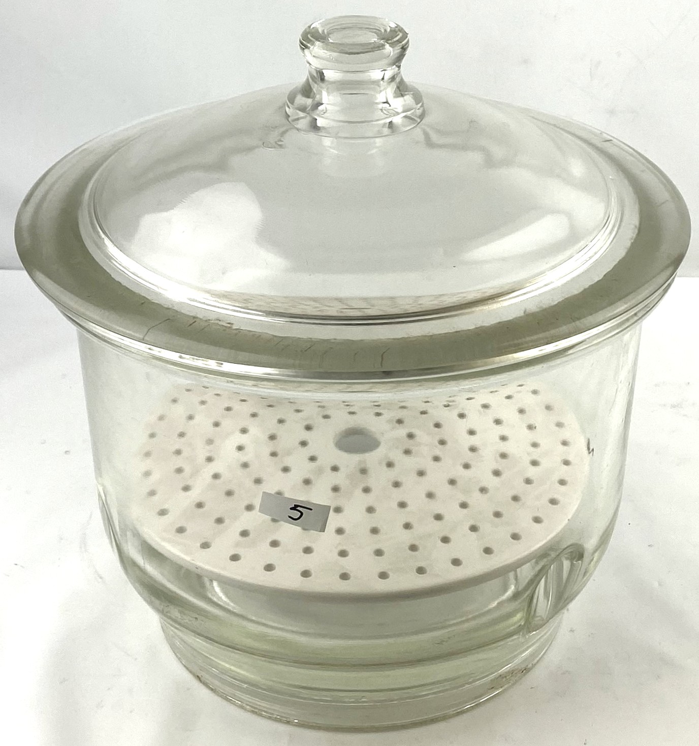 Used Corning PYREX 3081-250 (or Similar) Glass Desiccator with Support Plate (10.5L)