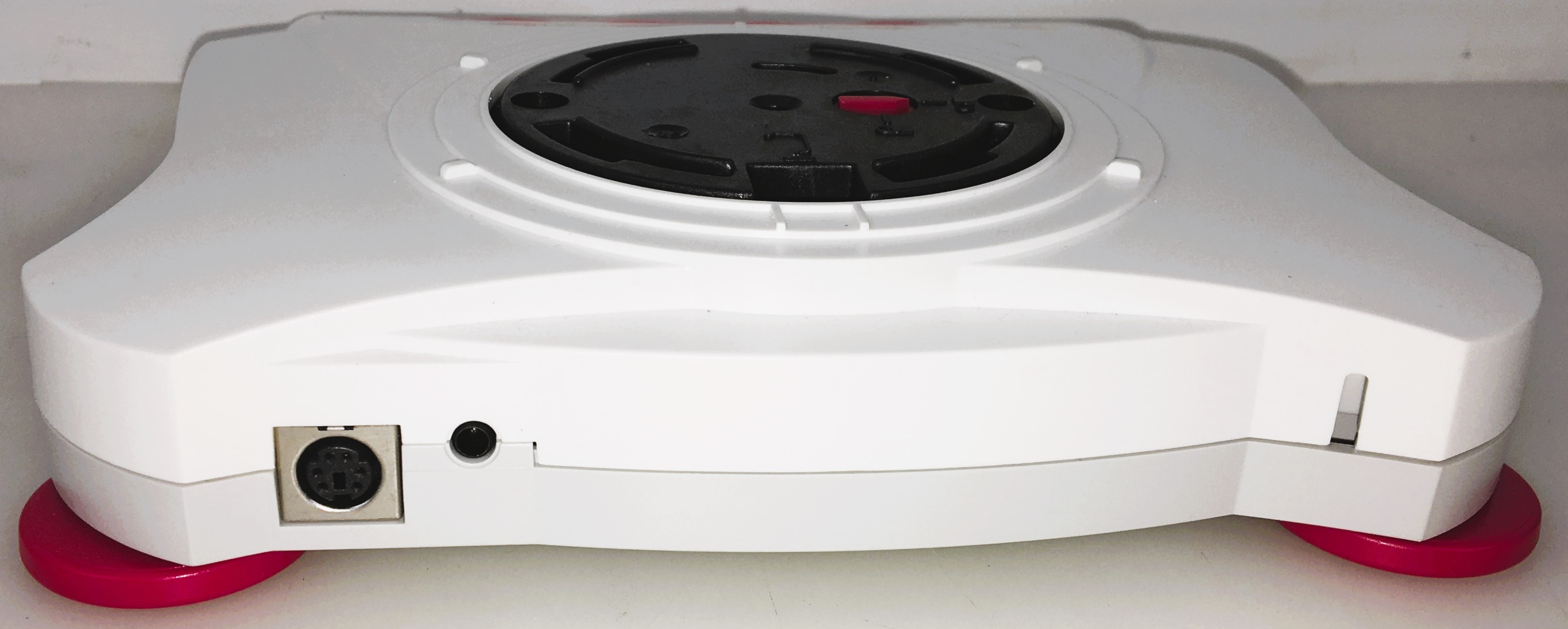 New Open Box Ohaus Scout SKX 222 Portable Balance (220g x 0.01g)