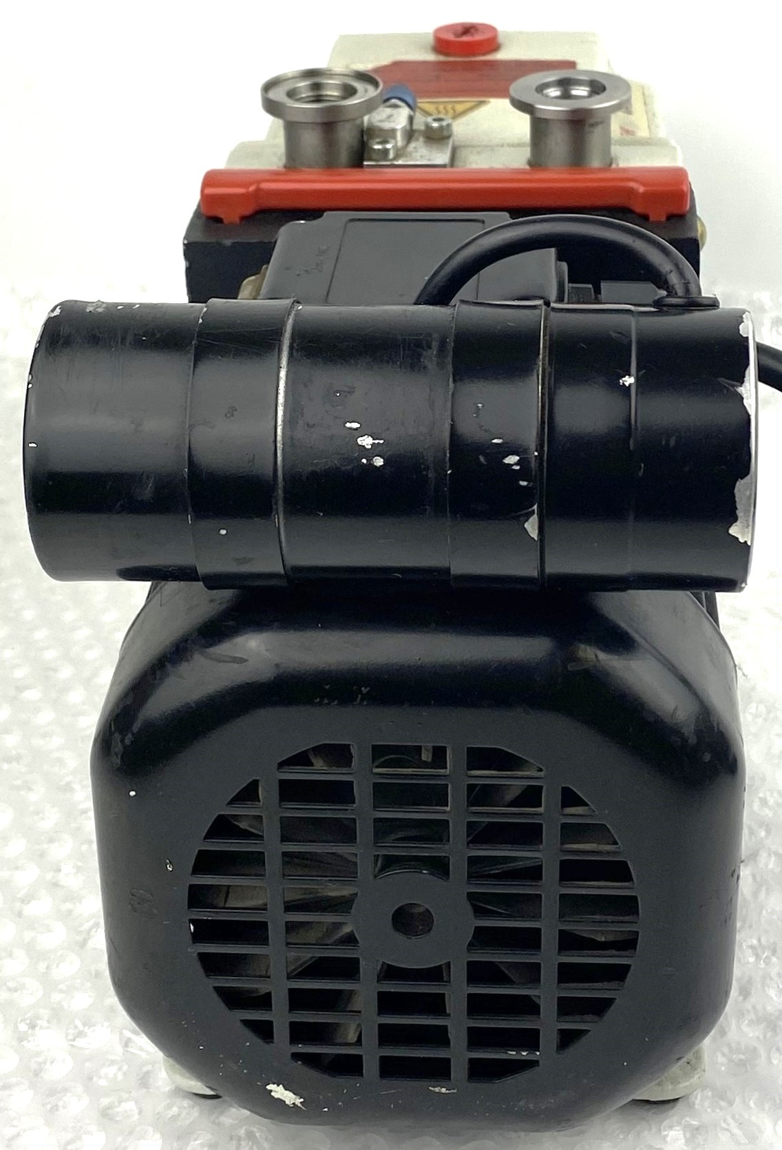 Used Pfeiffer DUO 2.5 (G3170-80025) Rotary Vacuum Pump (2.5cfm)