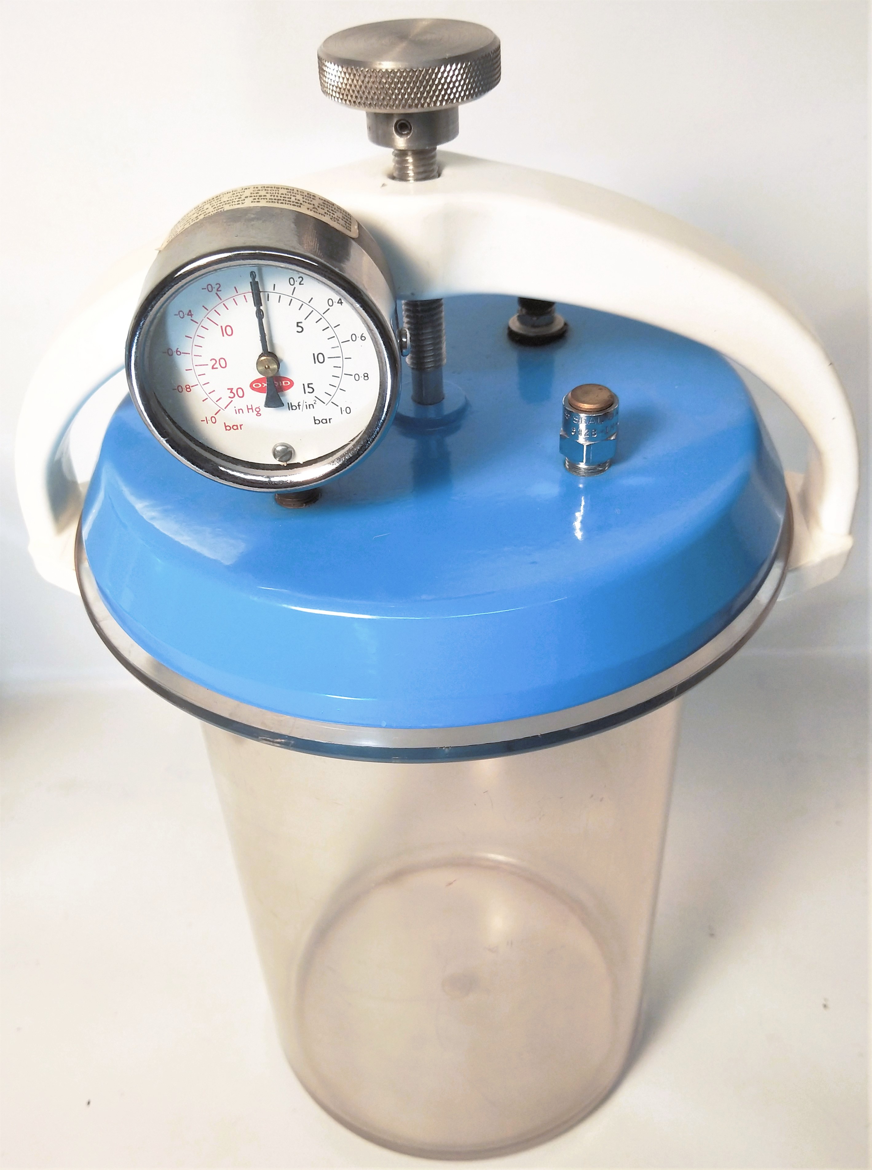 Used Oxoid HP0011A Anaerobic Jar (3.5L)