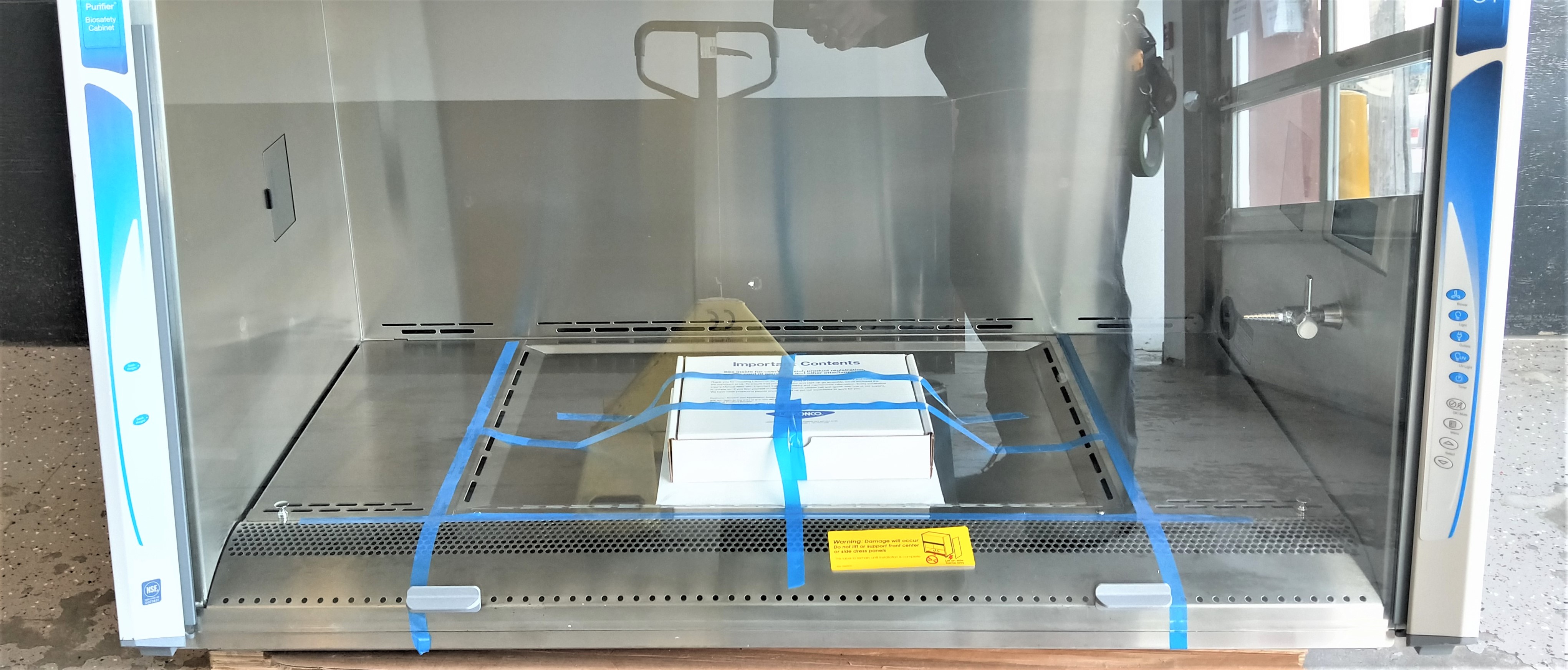 New Open Box Labconco Purifier Axiom 304411101 4-Ft Class II Type C1 Biosafety Cabinet