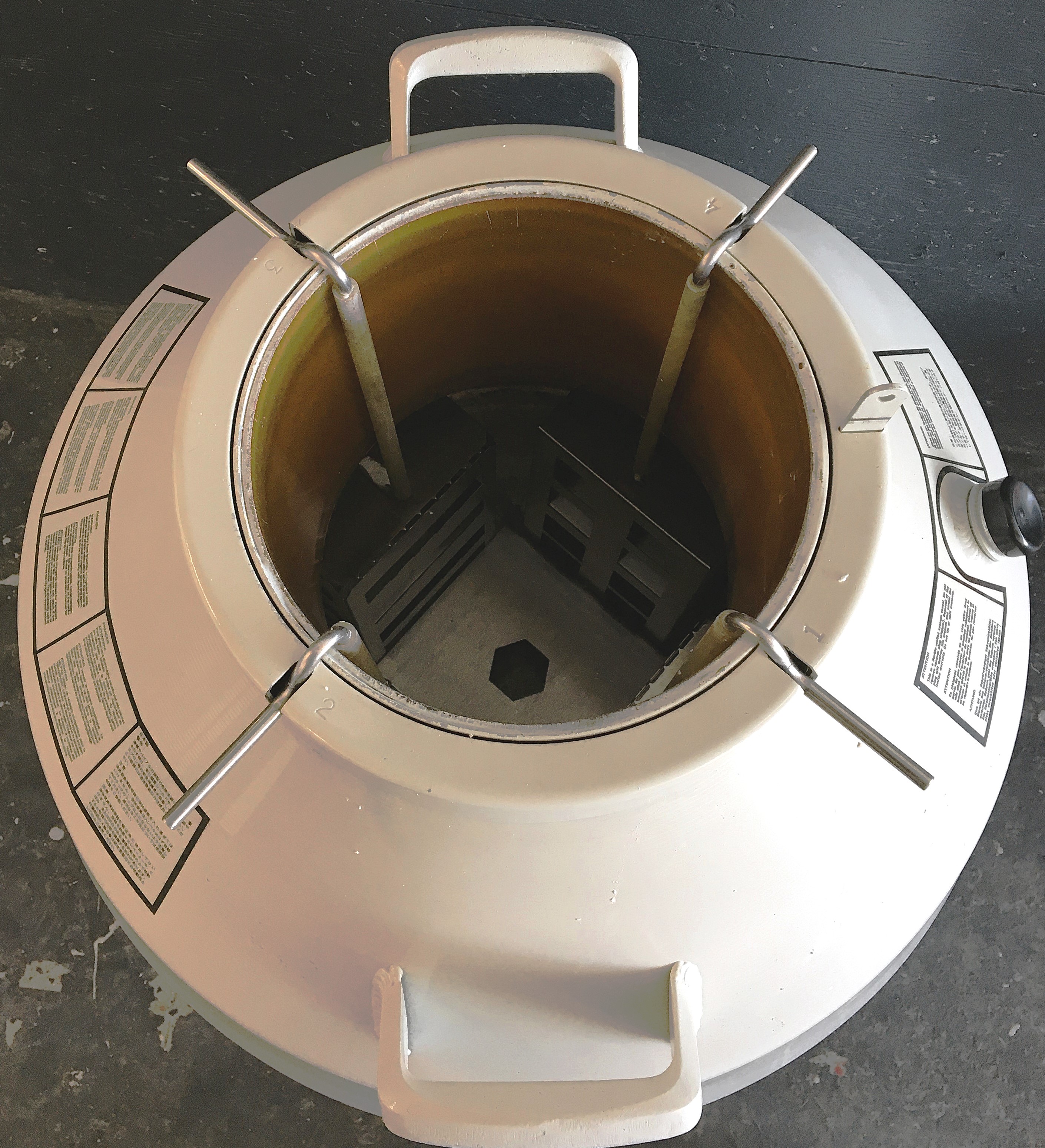 Used Thermolyne Locator Jr Cryogenic Storage System (50L)