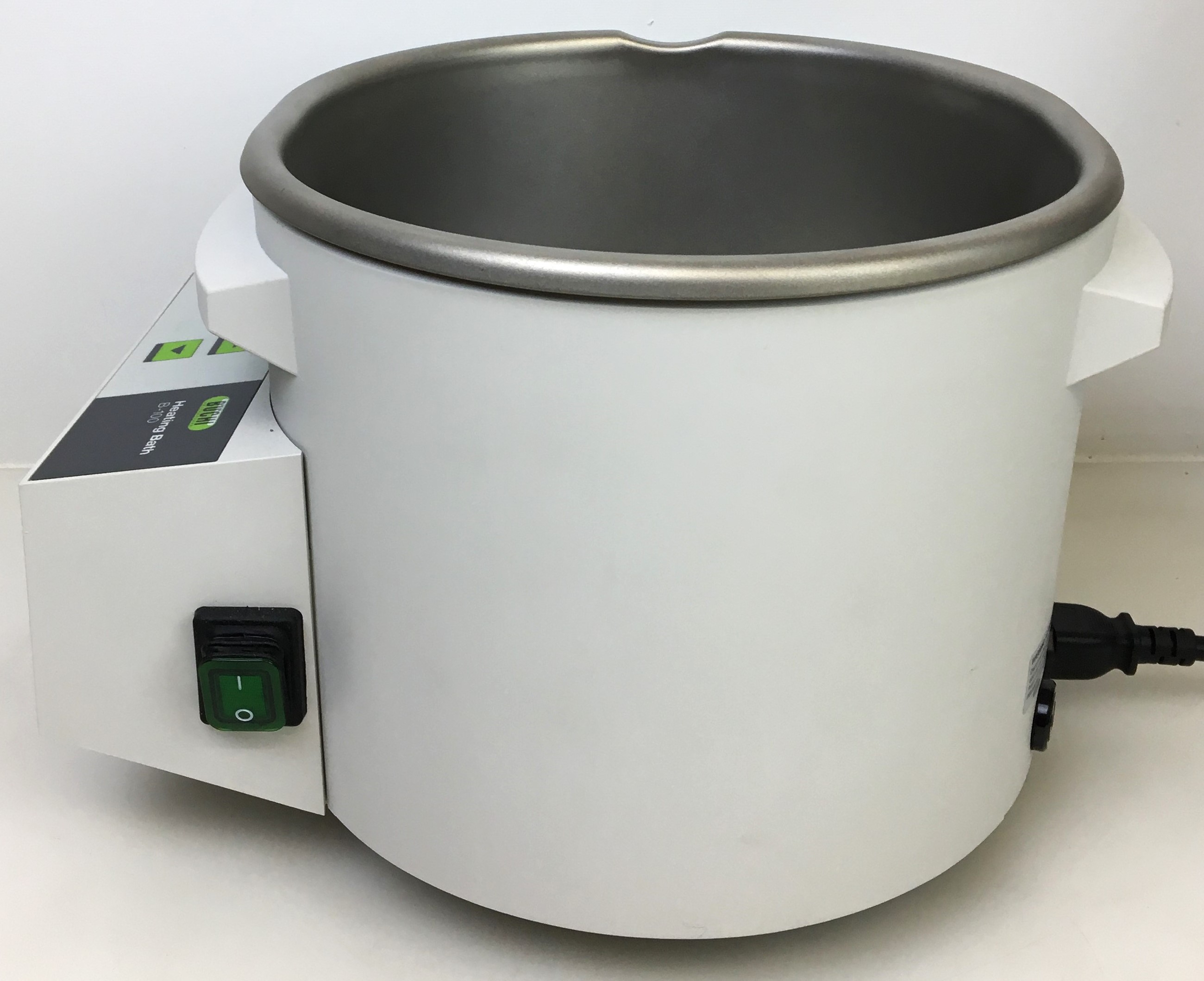 New Open Box Buchi Rotavapor R-100 Rotary Evaporator with B-100 Bath - COMPLETE