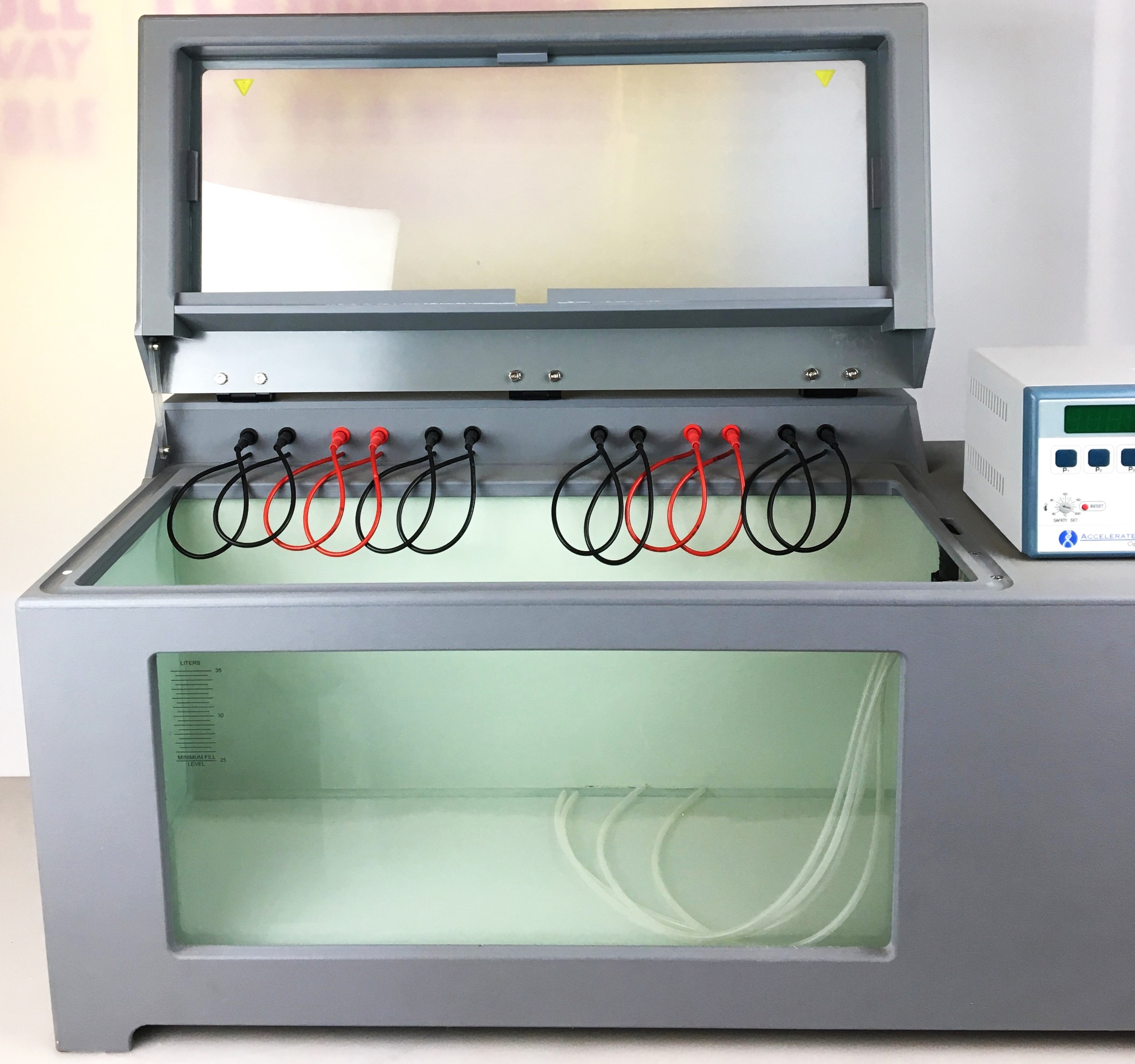 Used CBS Scientific TDGS-8004 Two Dimentional Genetic Screening System