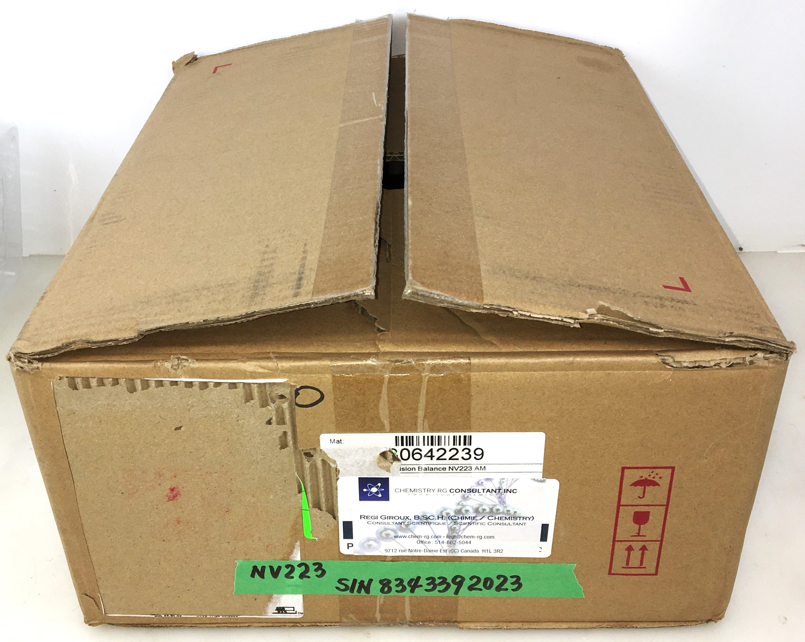 New Open Box Ohaus Navigator NV223 Precision Balance (220g x 0.001g)