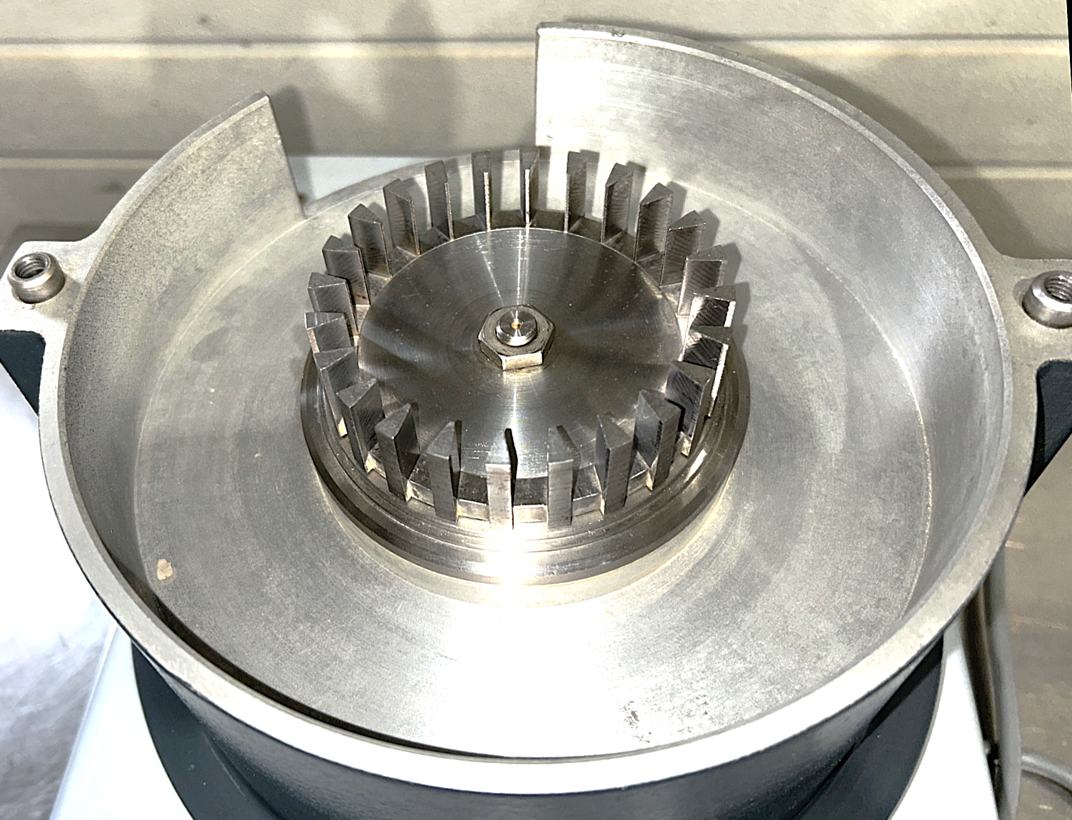 Used Retsch ZM1 Grinding Mill