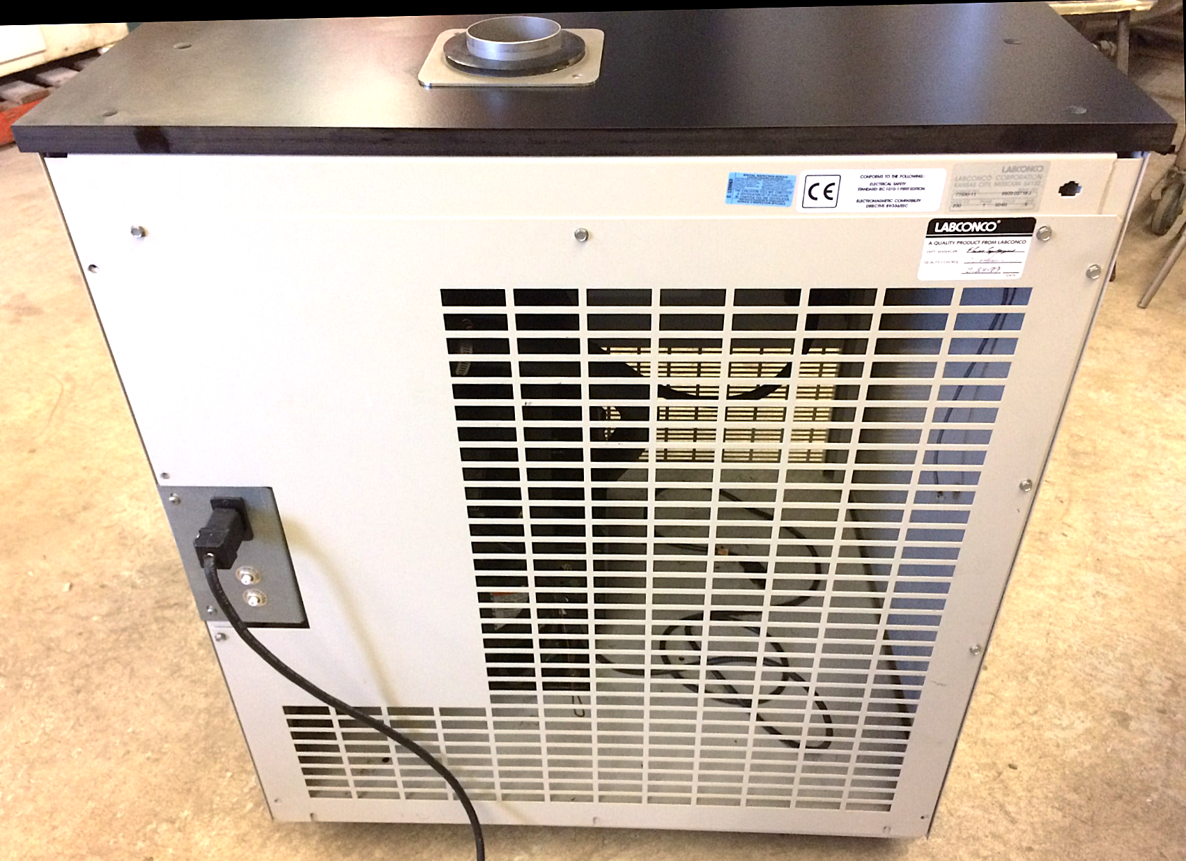 Used Labconco FreeZone 6 Floor-Model Freeze Dryer - Lyophilizer