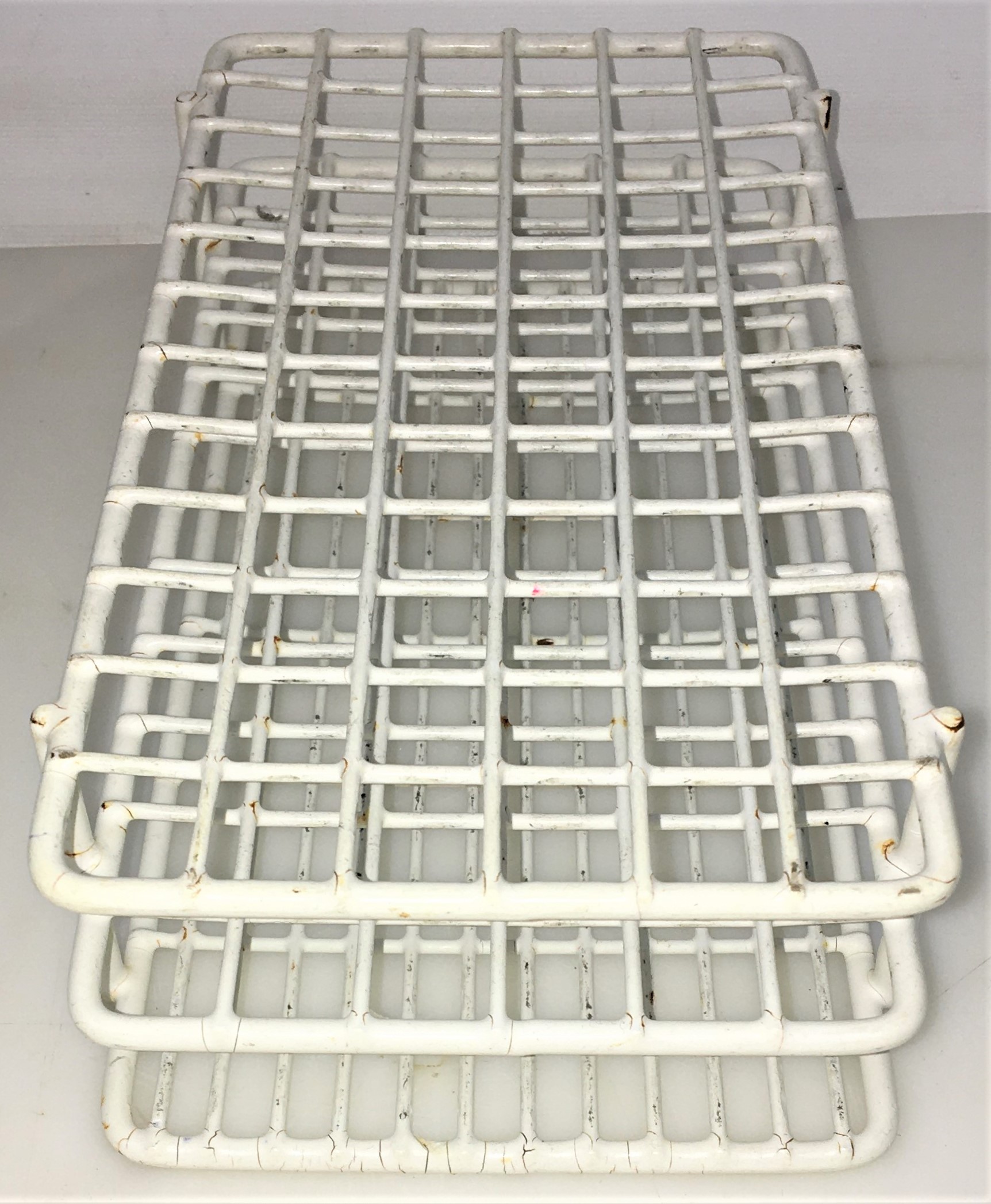 Used Epoxy Coated Wire Centrifuge Tube or Culture Tube Rack