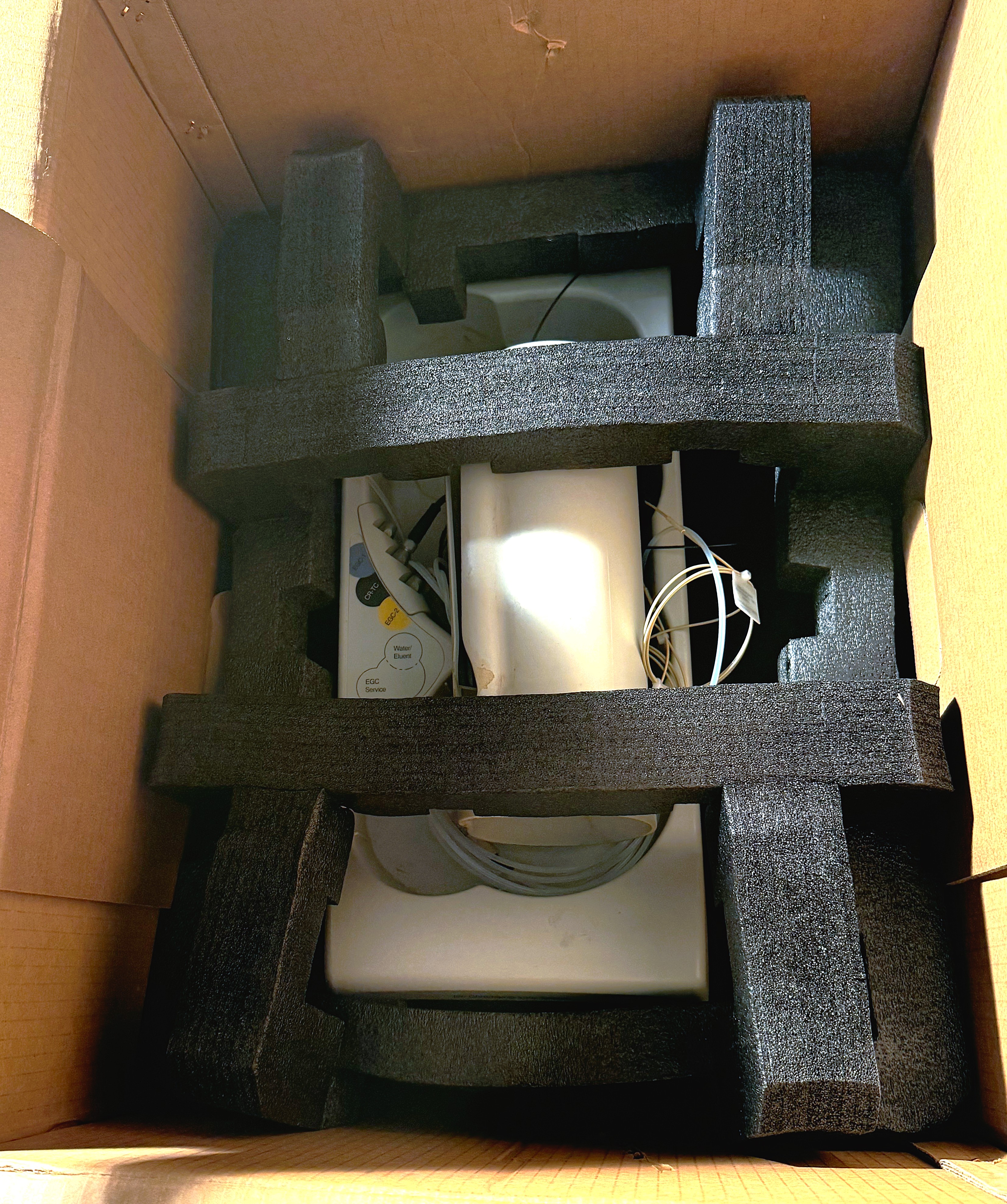 Used Dionex ICS-2100 Ion Chromatography System